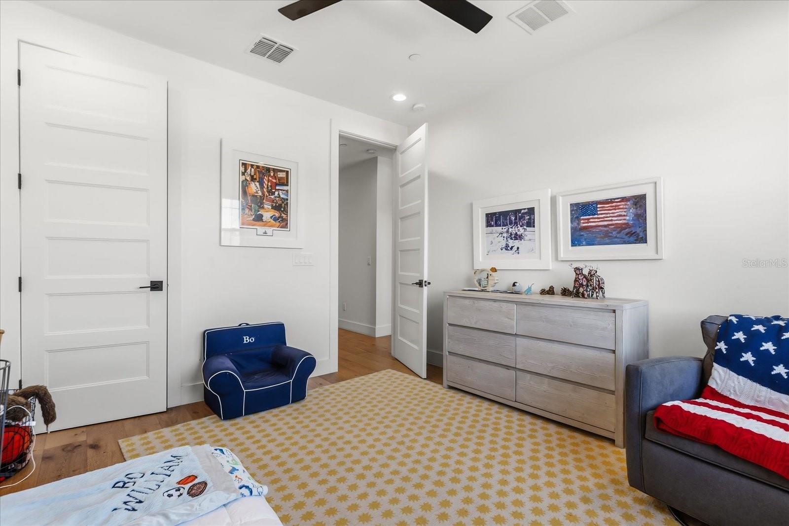 68 N PARK AVE, WINTER GARDEN, FL, 34787