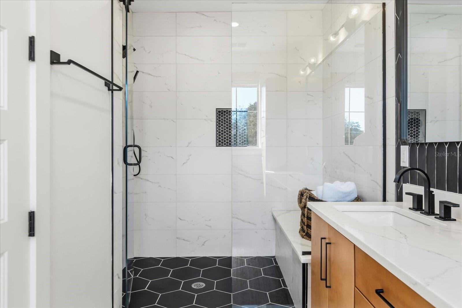 68 N PARK AVE, WINTER GARDEN, FL, 34787