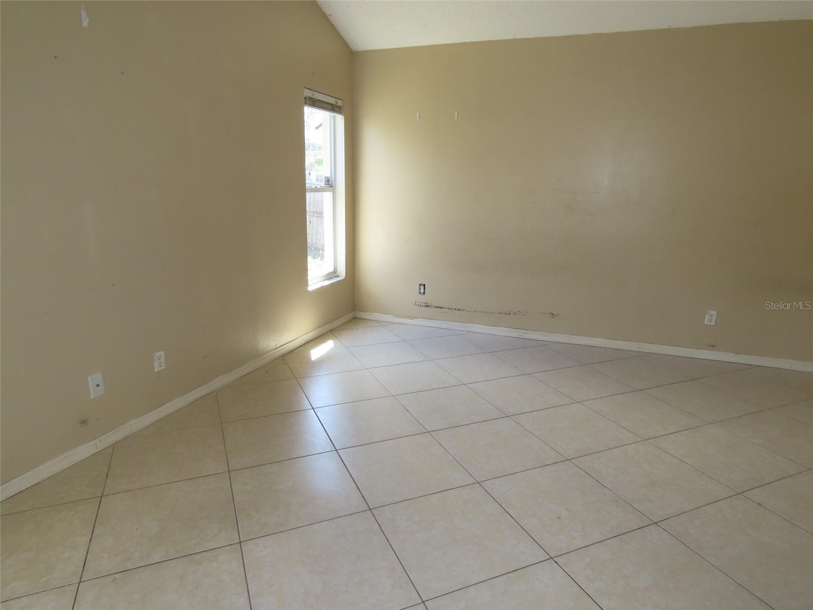 8902 BRELAND DR, TAMPA, FL, 33626