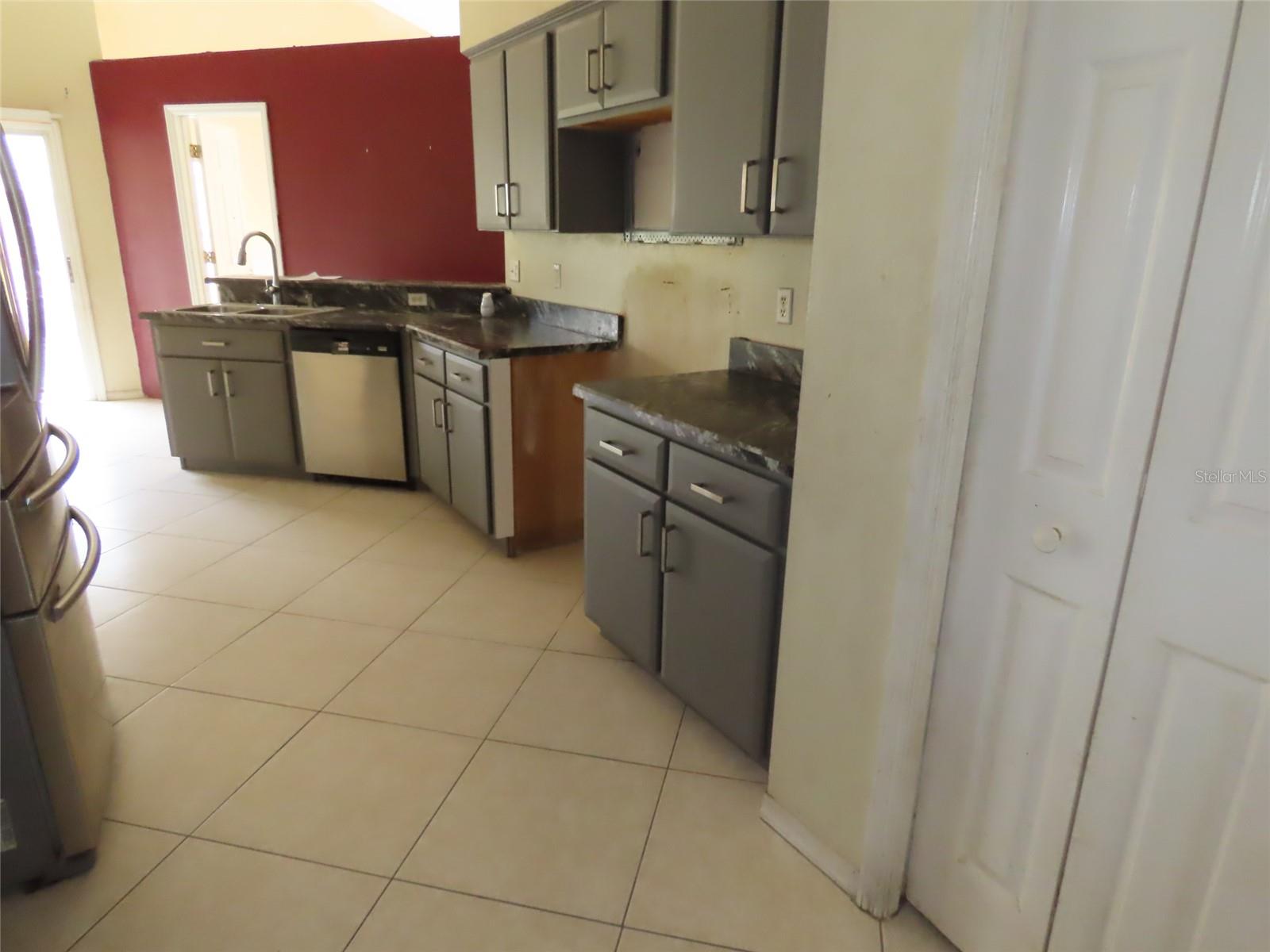 8902 BRELAND DR, TAMPA, FL, 33626