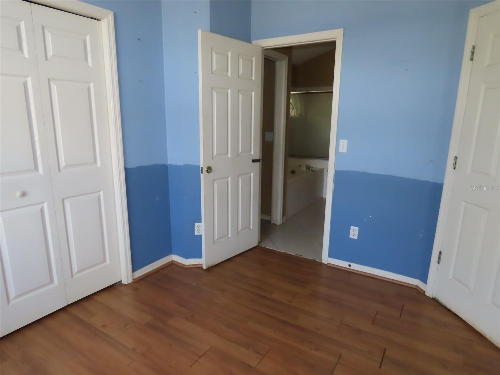 8902 BRELAND DR, TAMPA, FL, 33626