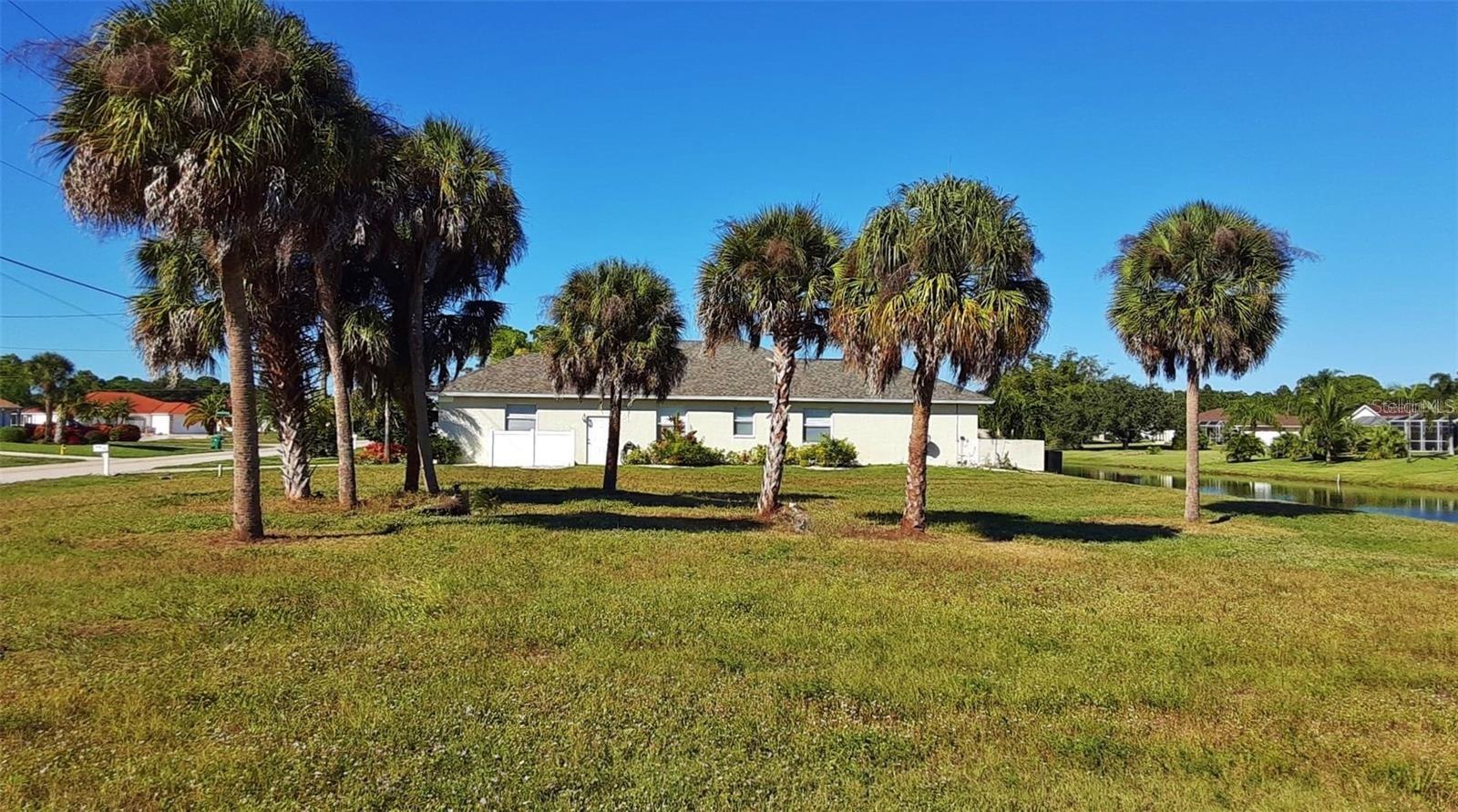 847 ROTONDA CIR, ROTONDA WEST, FL, 33947