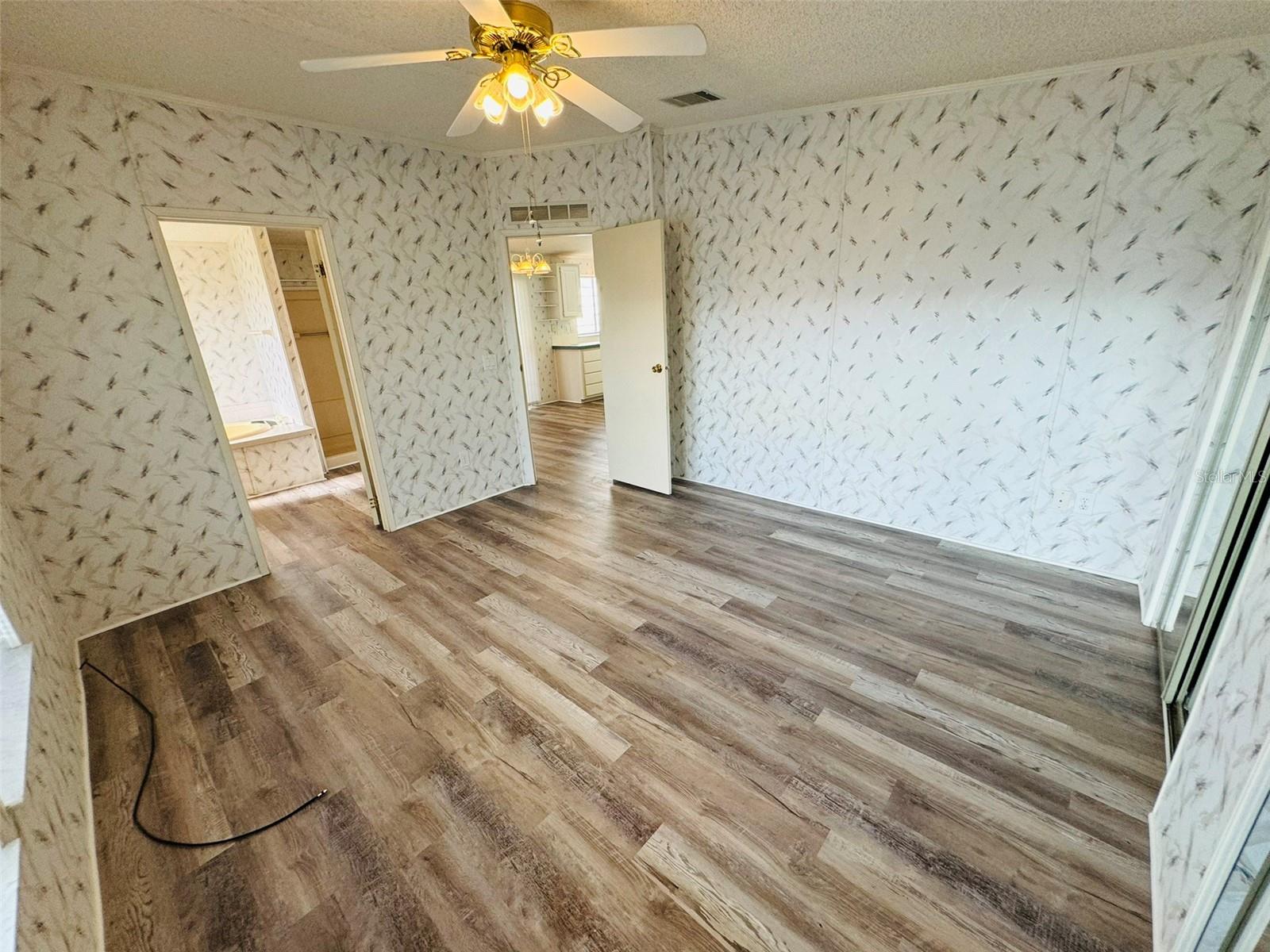 126 JACKSON PARK AVE, DAVENPORT, FL, 33897