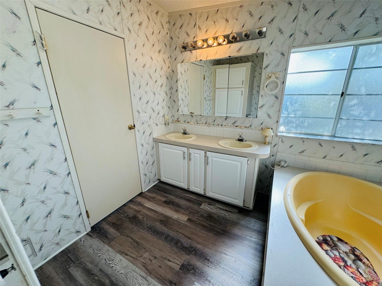 126 JACKSON PARK AVE, DAVENPORT, FL, 33897
