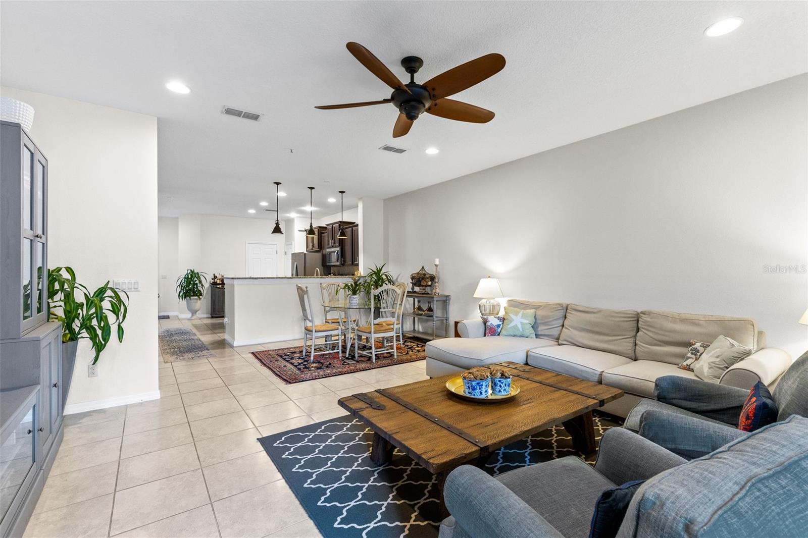 1120 PAVIA DR, APOPKA, FL, 32703