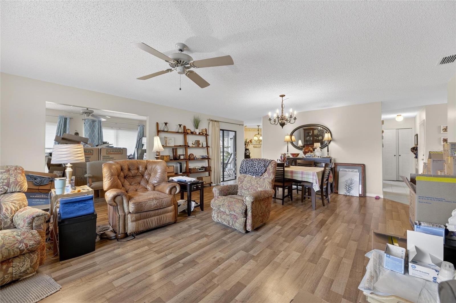 1517 INGRAM DR, SUN CITY CENTER, FL, 33573