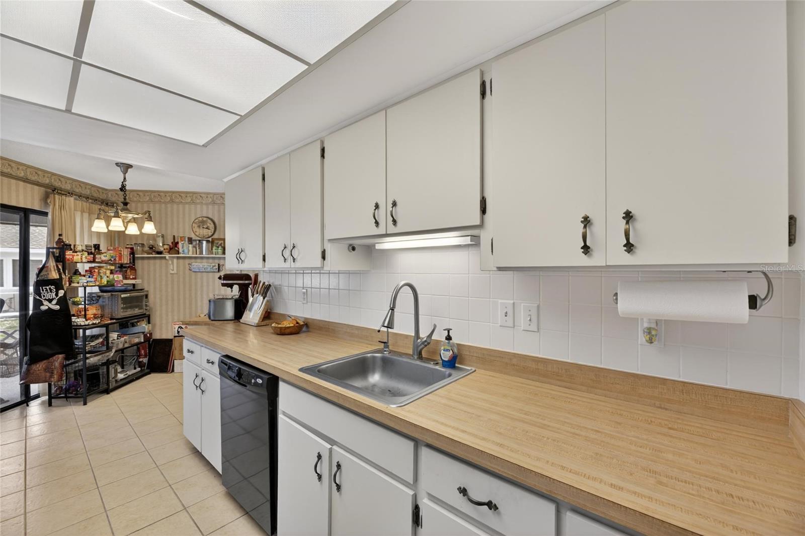 1517 INGRAM DR, SUN CITY CENTER, FL, 33573