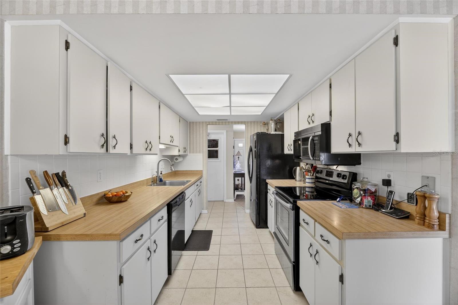 1517 INGRAM DR, SUN CITY CENTER, FL, 33573