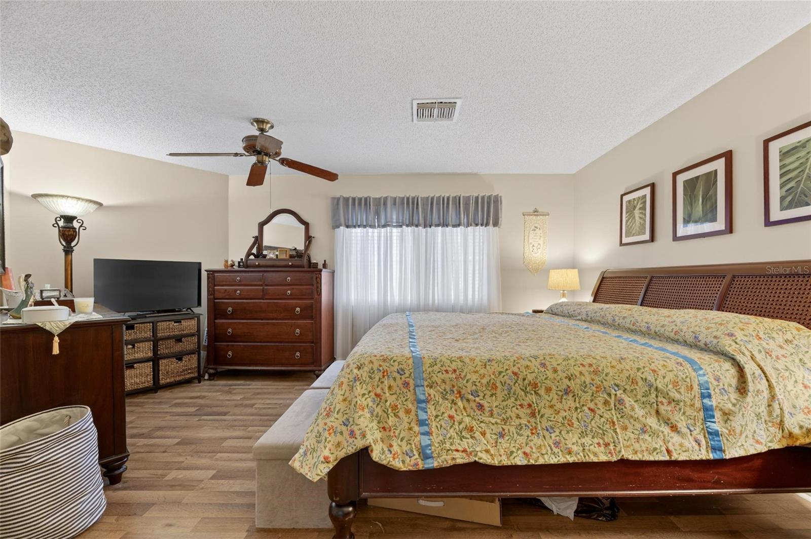 1517 INGRAM DR, SUN CITY CENTER, FL, 33573