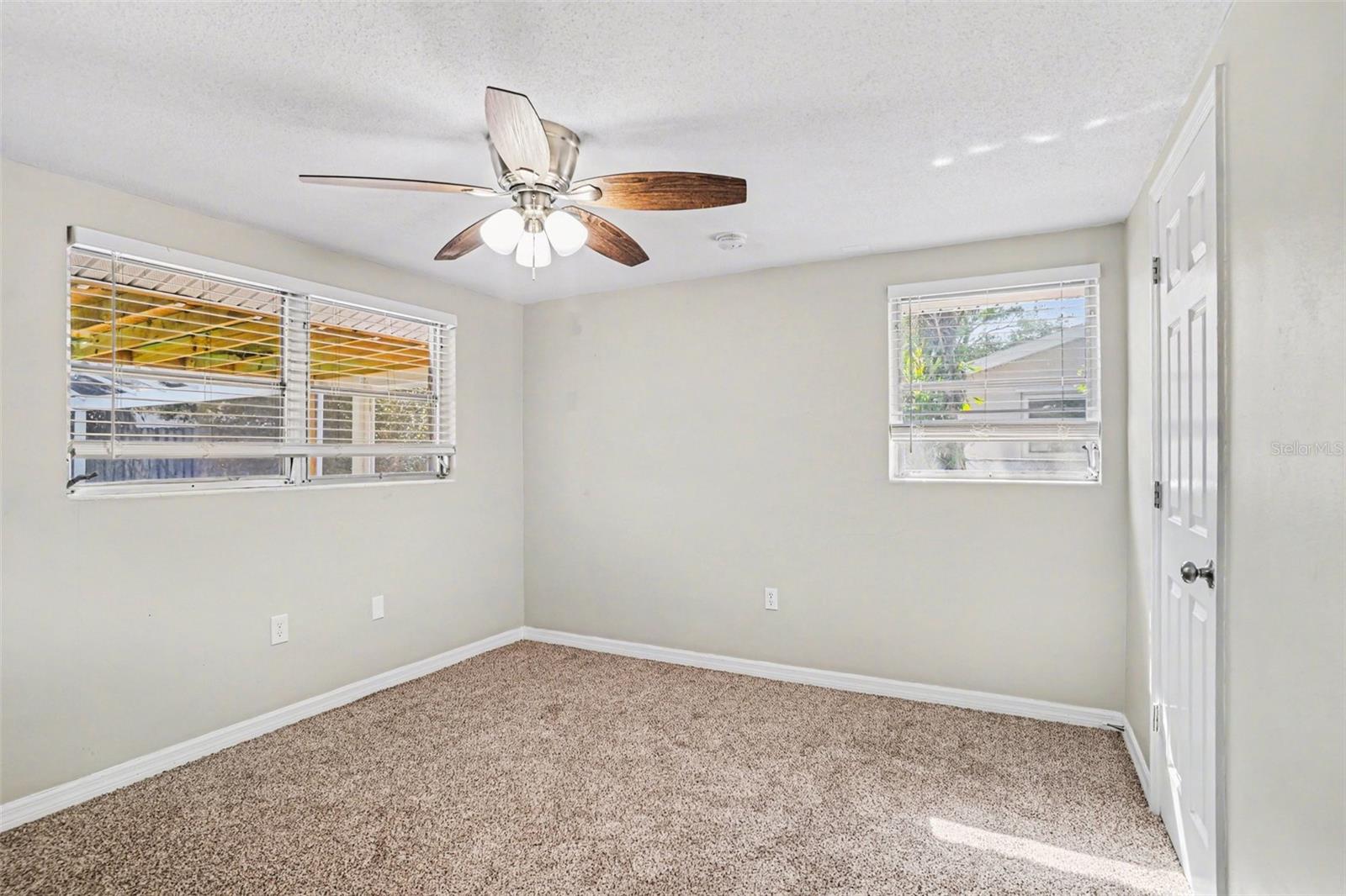 8006 MIMOSA DR, PORT RICHEY, FL, 34668