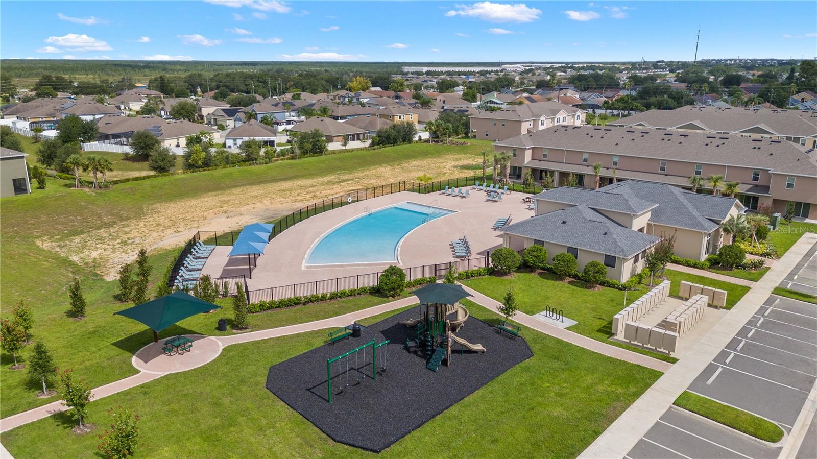 2424 BEVEL LN, DAVENPORT, FL, 33837