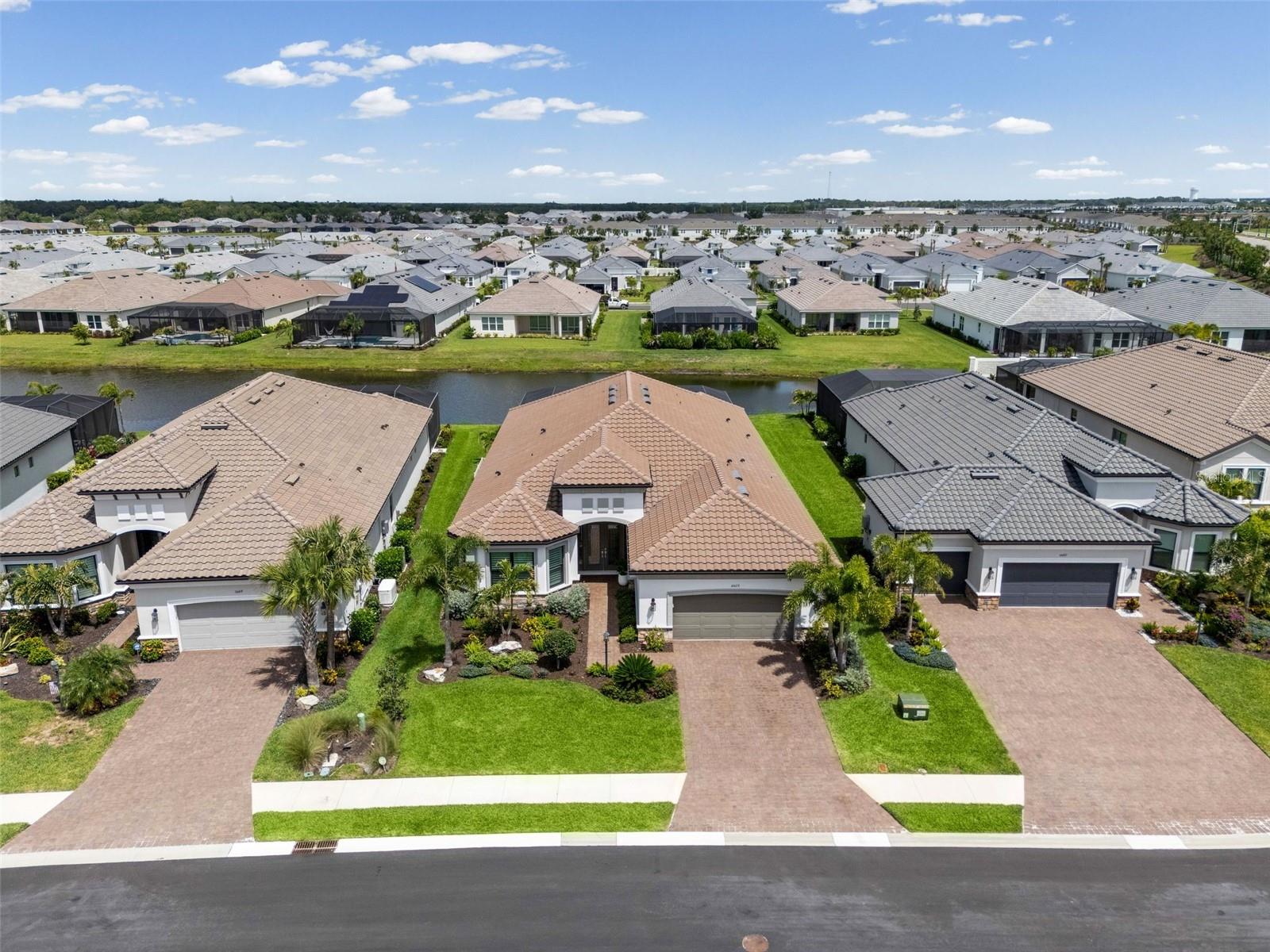 16423 UMBRIA PL, LAKEWOOD RANCH, FL, 34211