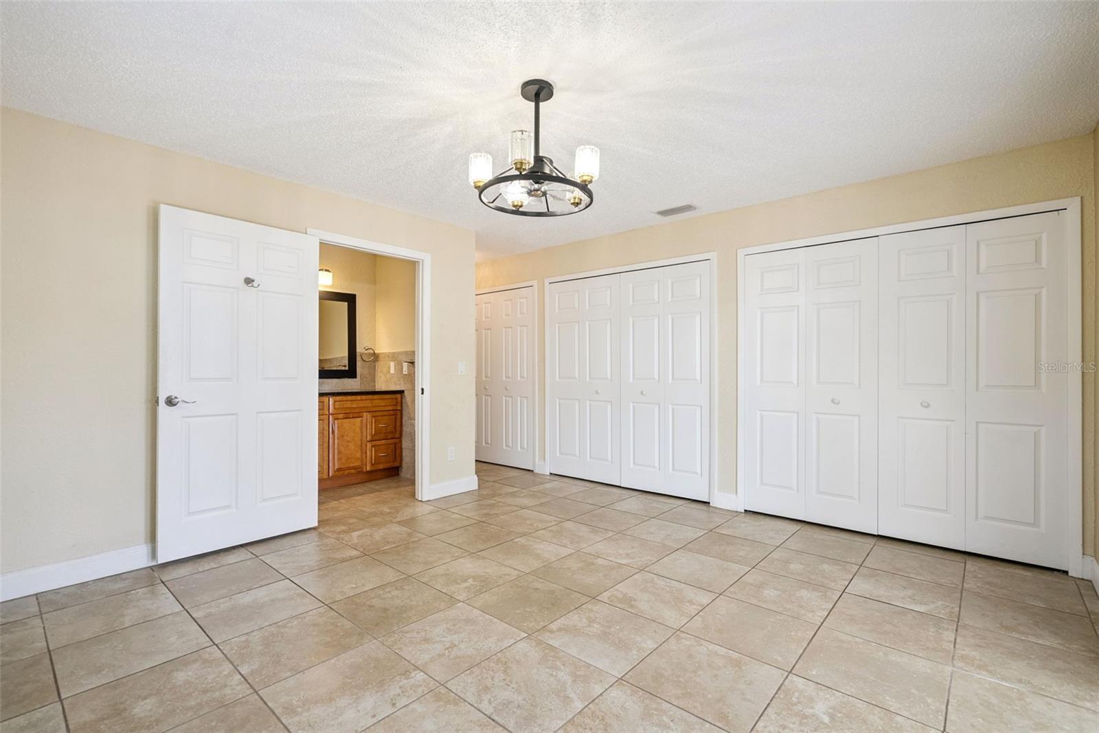 2032 DUMAS DR, DELTONA, FL, 32738