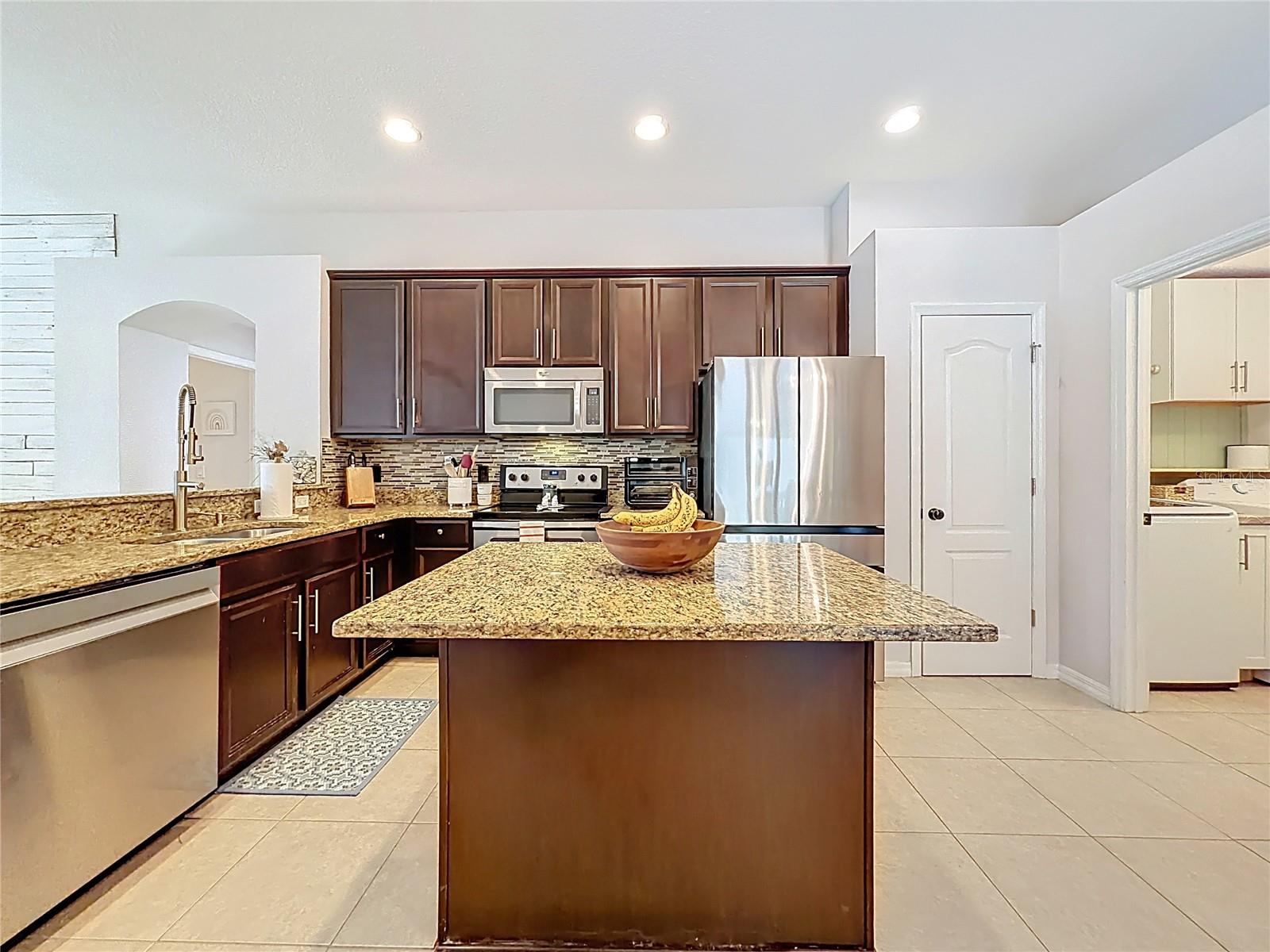 915 ARBOR POINTE AVE, MINNEOLA, FL, 34715