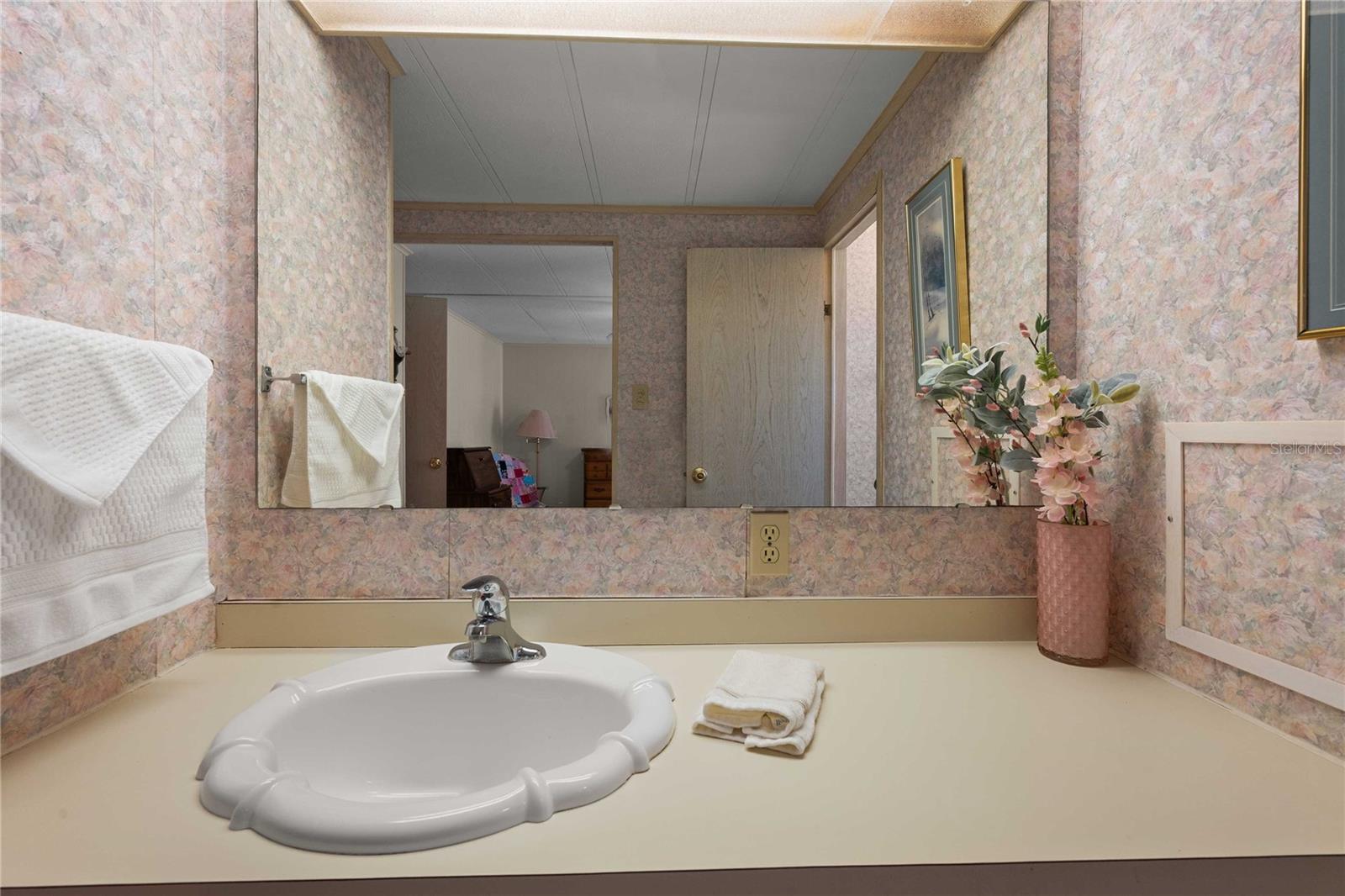 5323 SEVILLE DR, ZEPHYRHILLS, FL, 33541