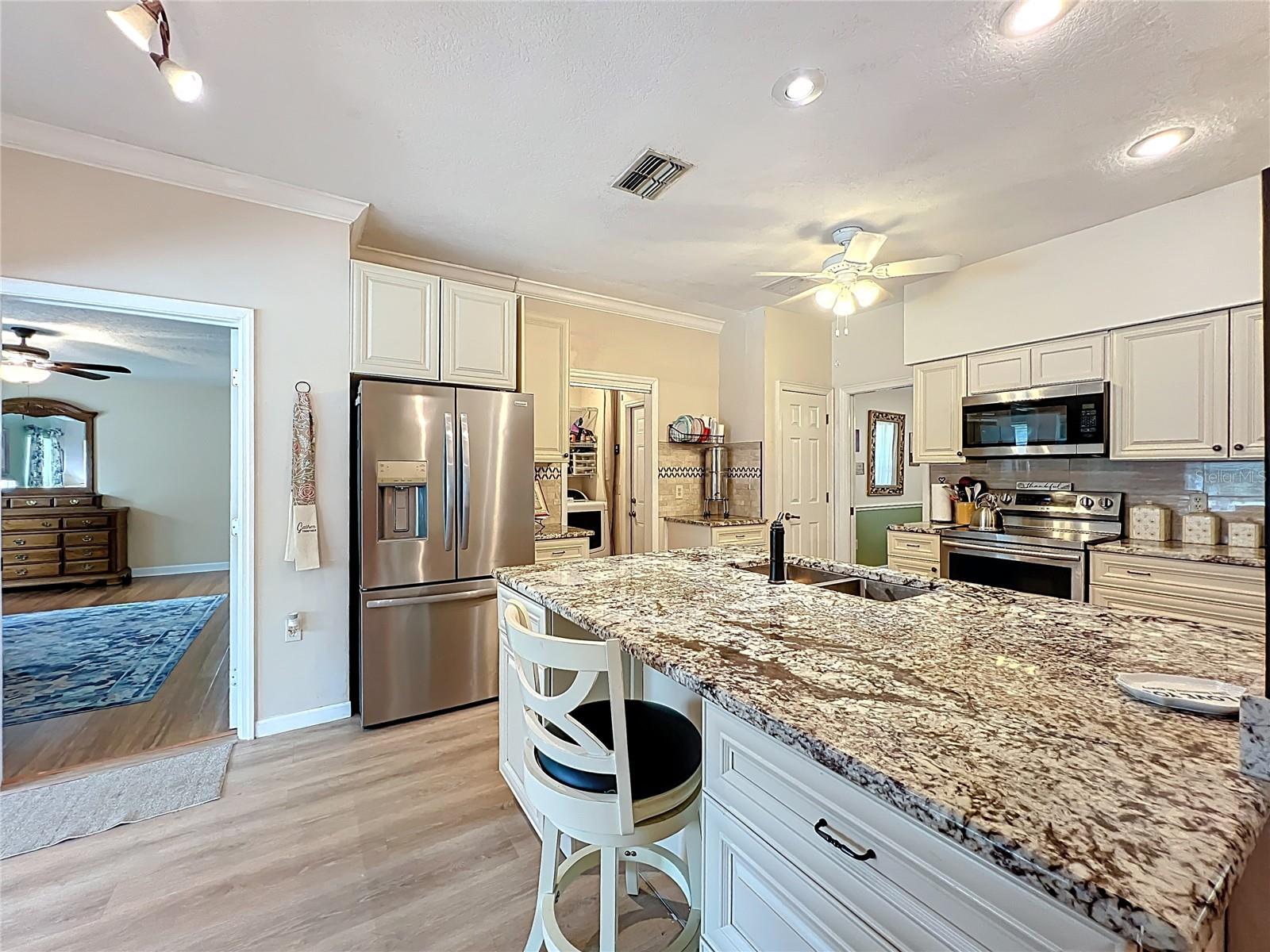 1951 GREEN MEADOW LN, ORLANDO, FL, 32825