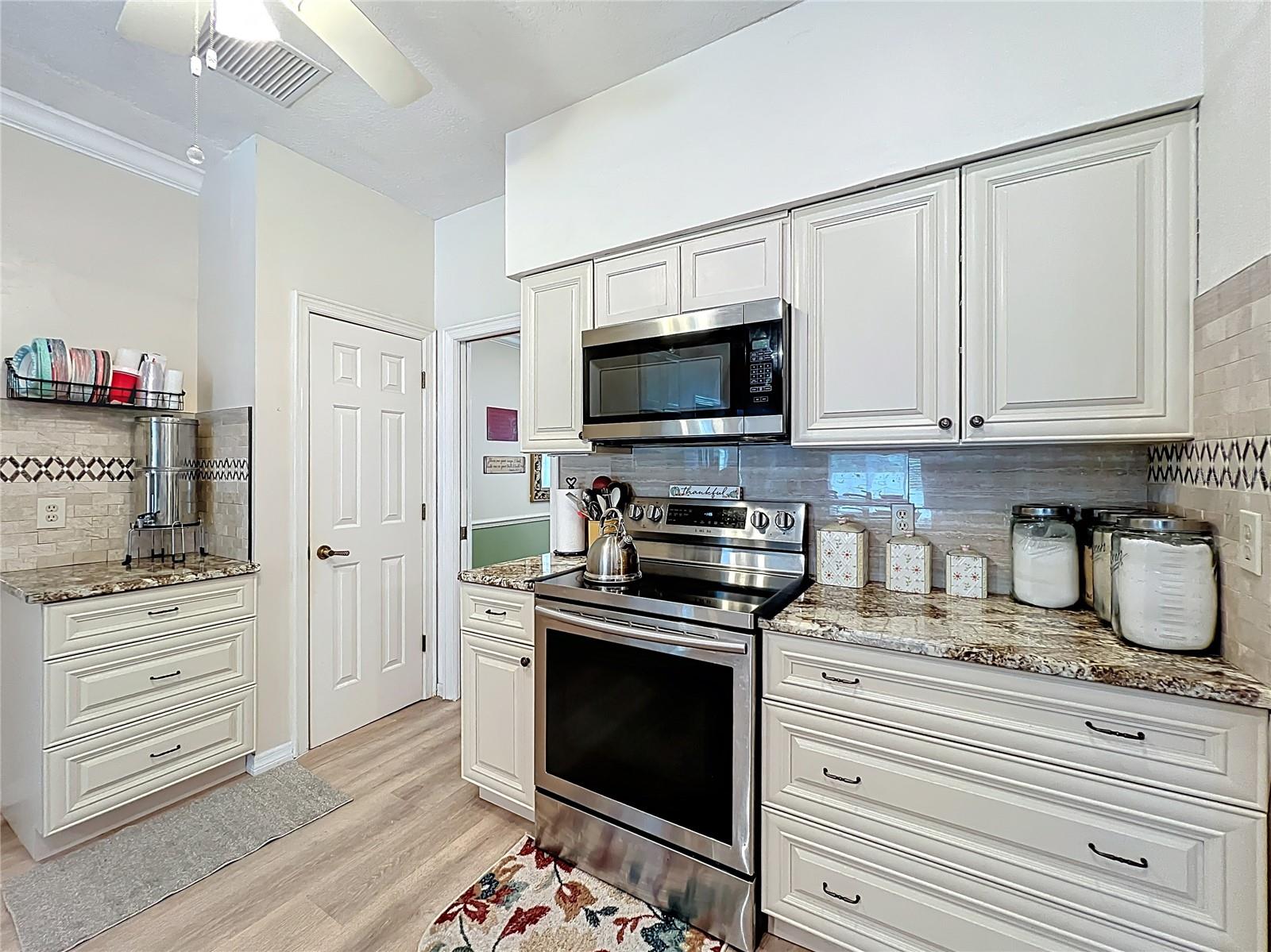 1951 GREEN MEADOW LN, ORLANDO, FL, 32825