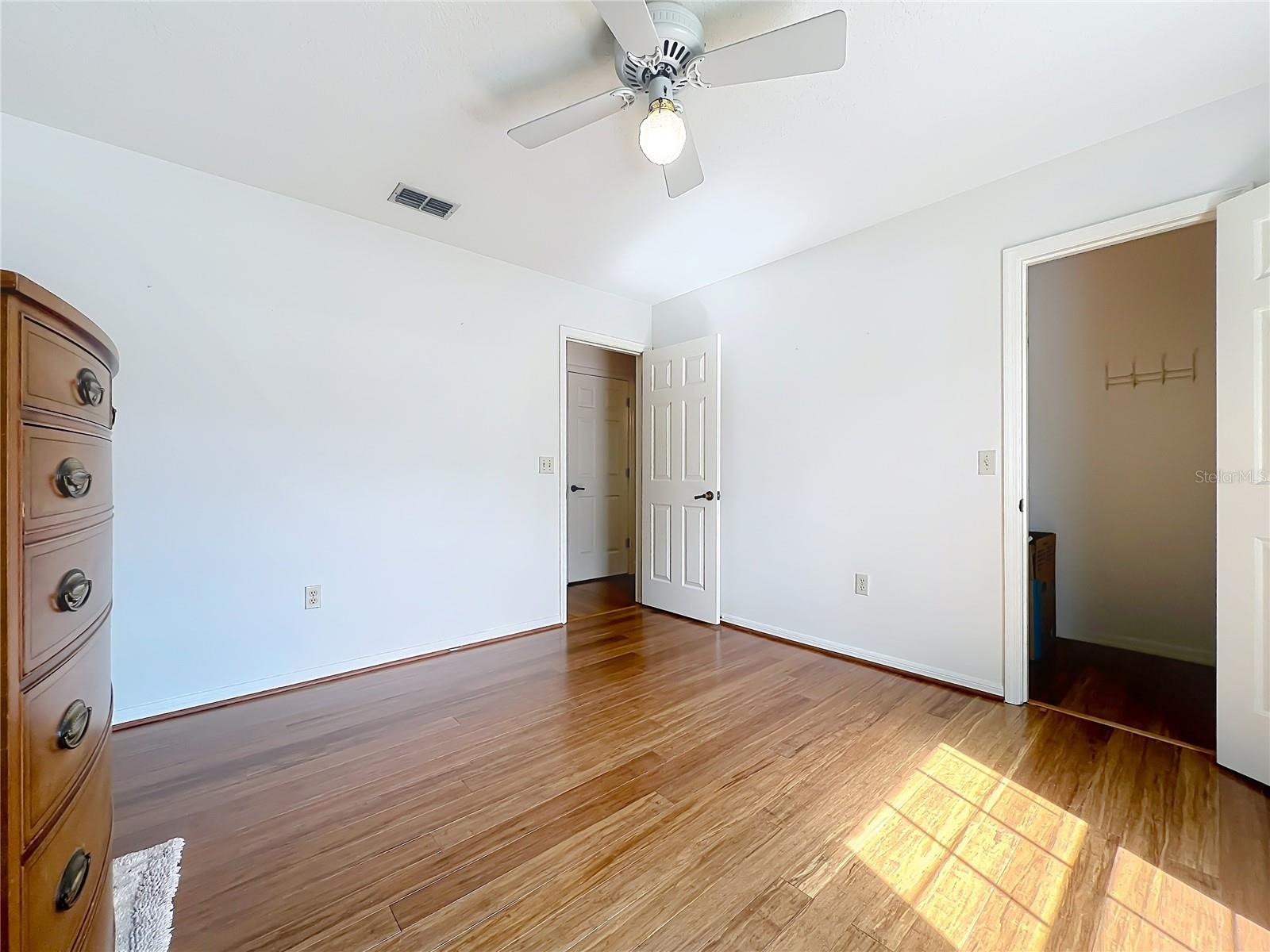 1951 GREEN MEADOW LN, ORLANDO, FL, 32825