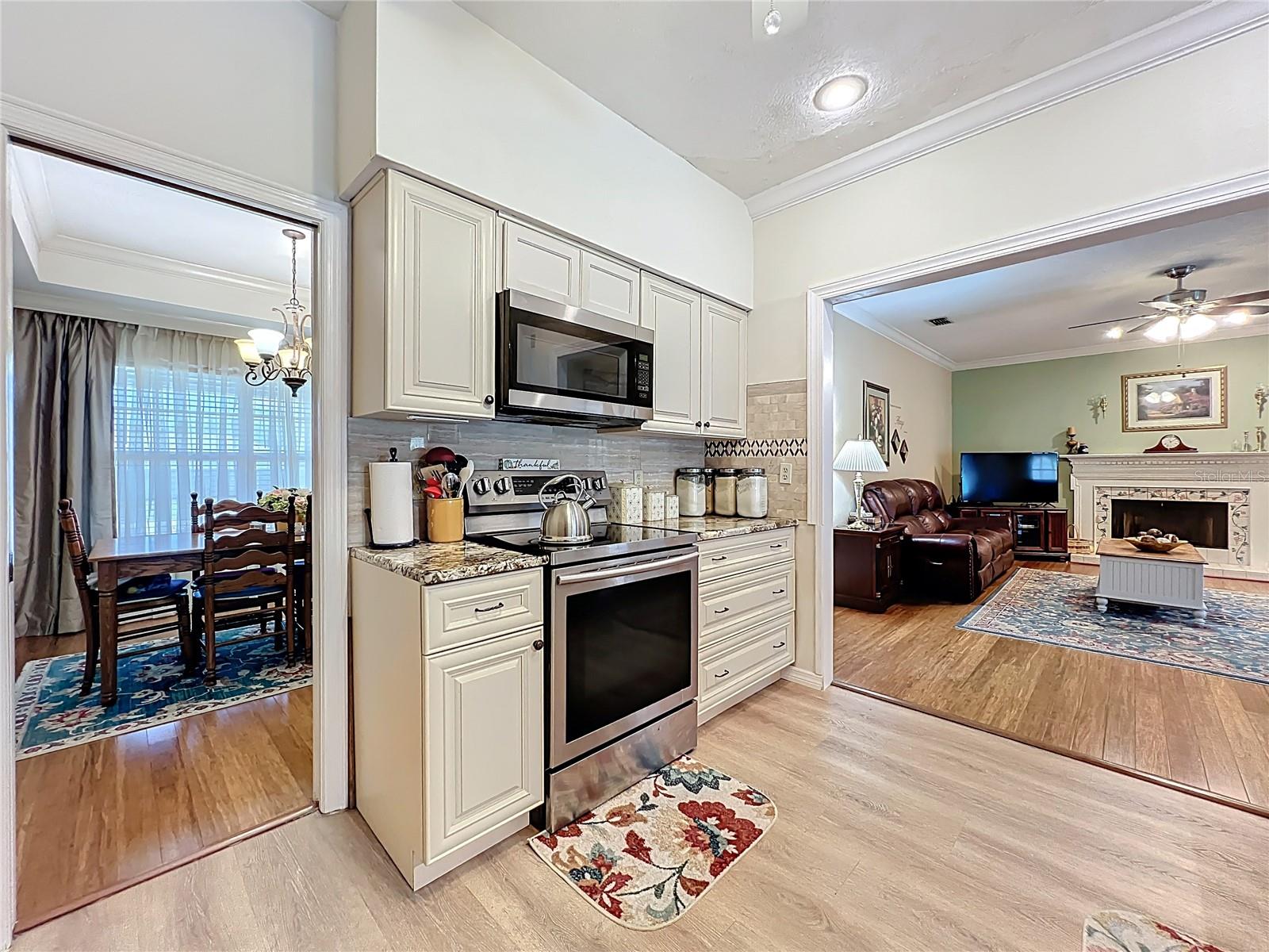 1951 GREEN MEADOW LN, ORLANDO, FL, 32825