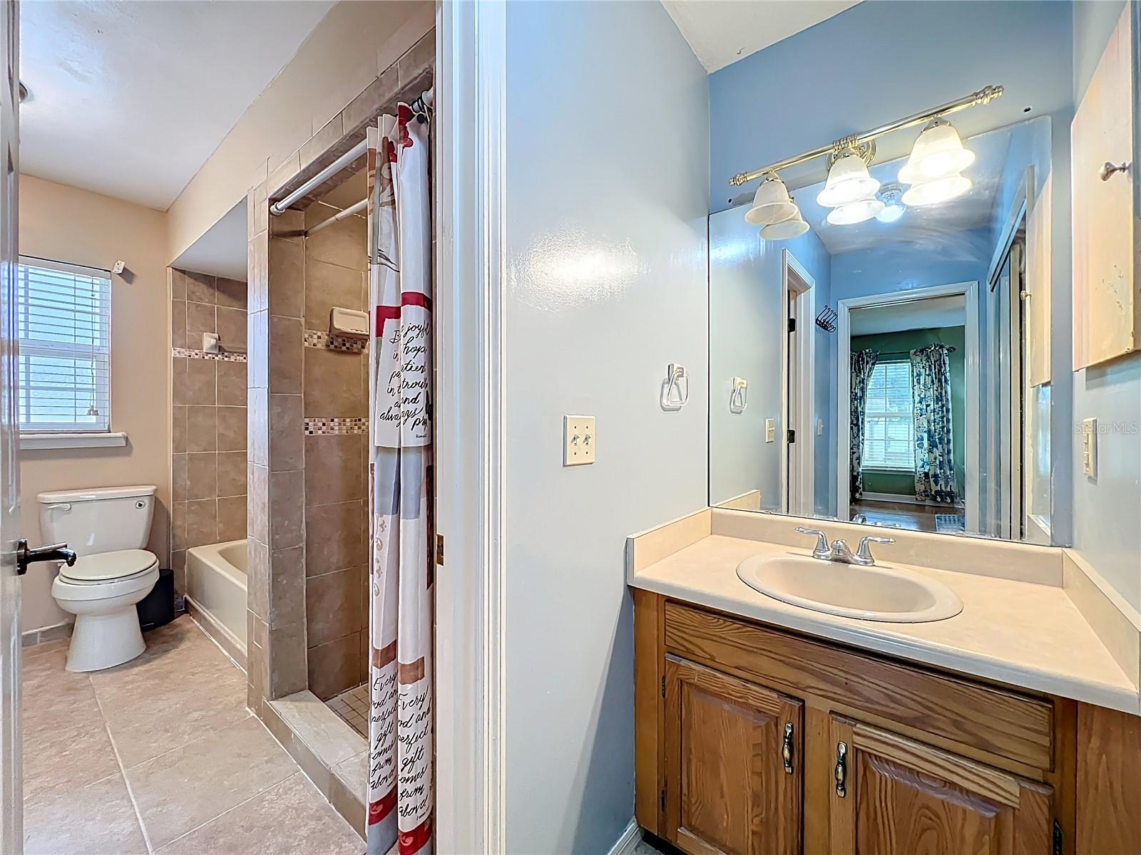 1951 GREEN MEADOW LN, ORLANDO, FL, 32825