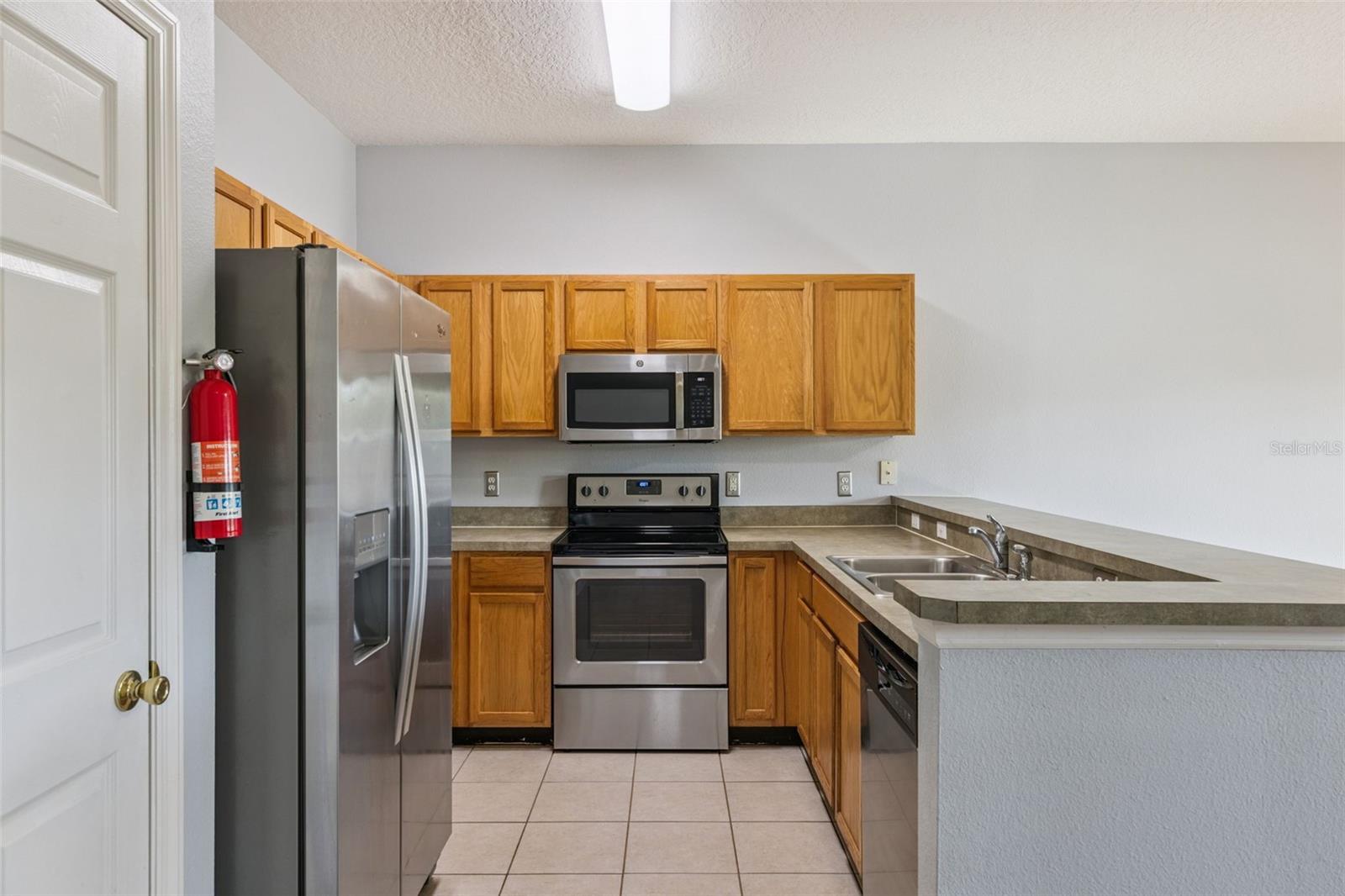 841 PARK GROVE CT, ORLANDO, FL, 32828