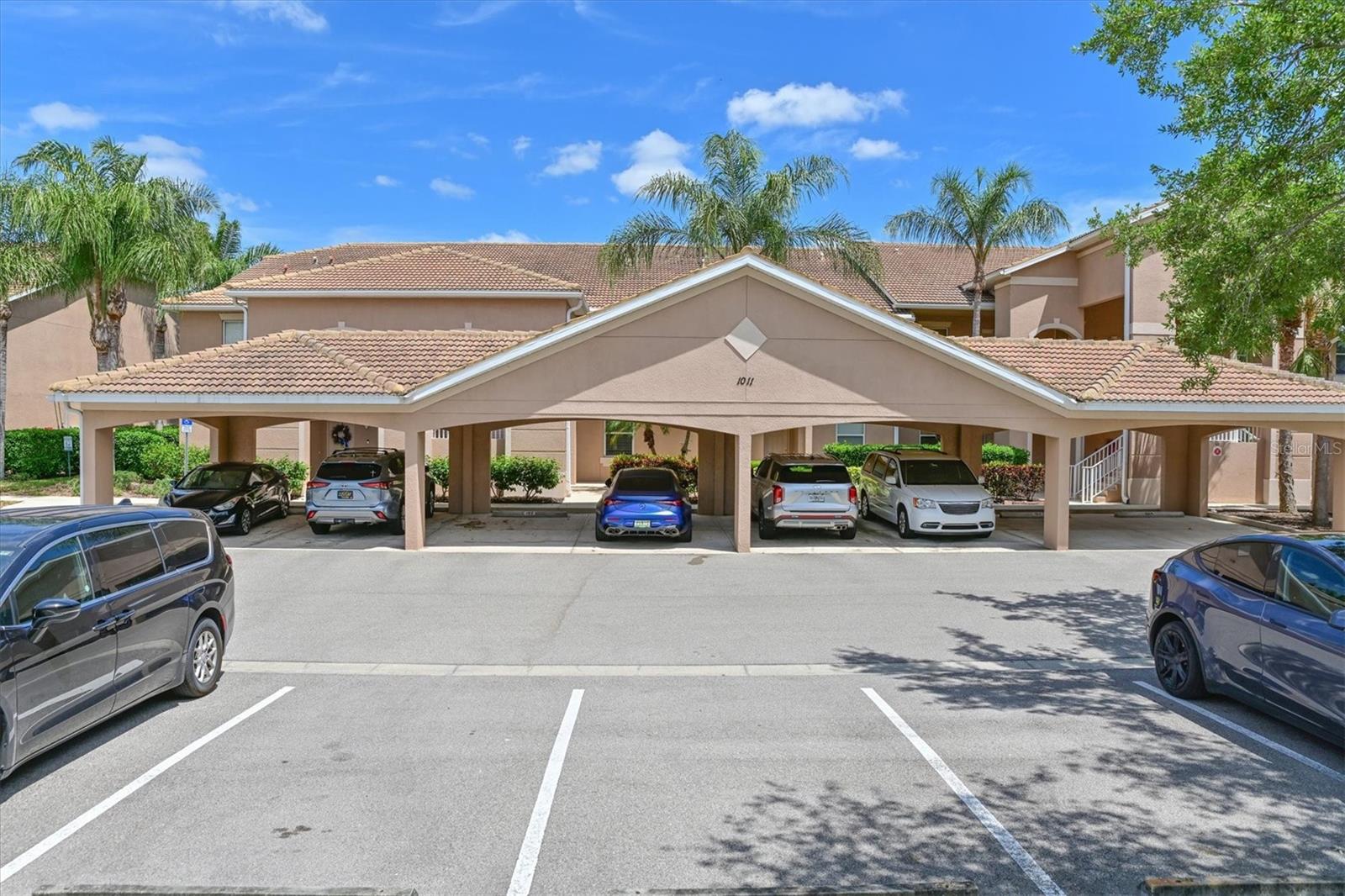 1011 FAIRWAYCOVE LN #202, BRADENTON, FL, 34212