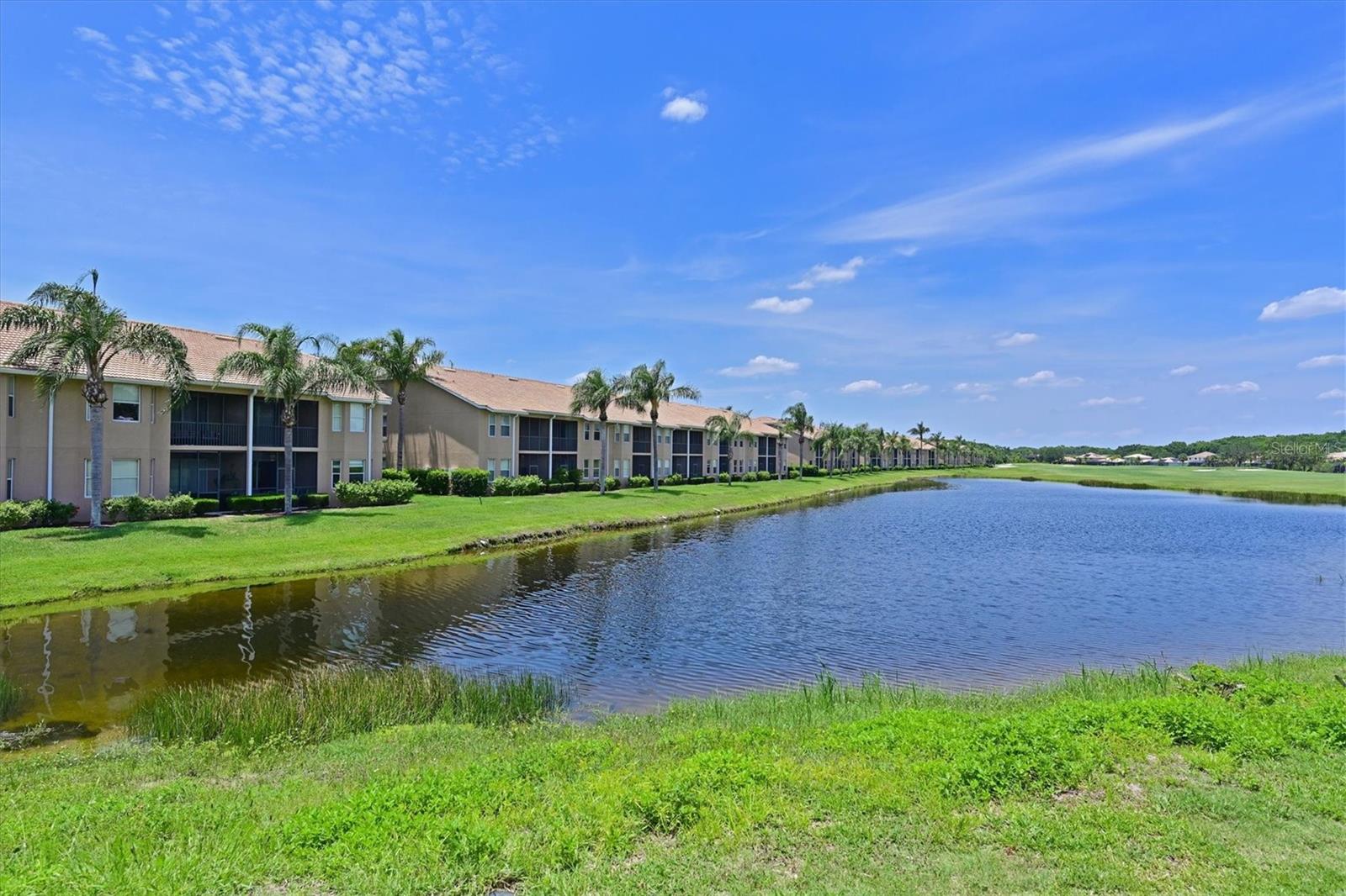 1011 FAIRWAYCOVE LN #202, BRADENTON, FL, 34212