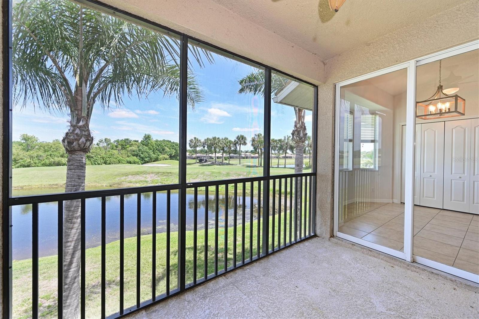 1011 FAIRWAYCOVE LN #202, BRADENTON, FL, 34212