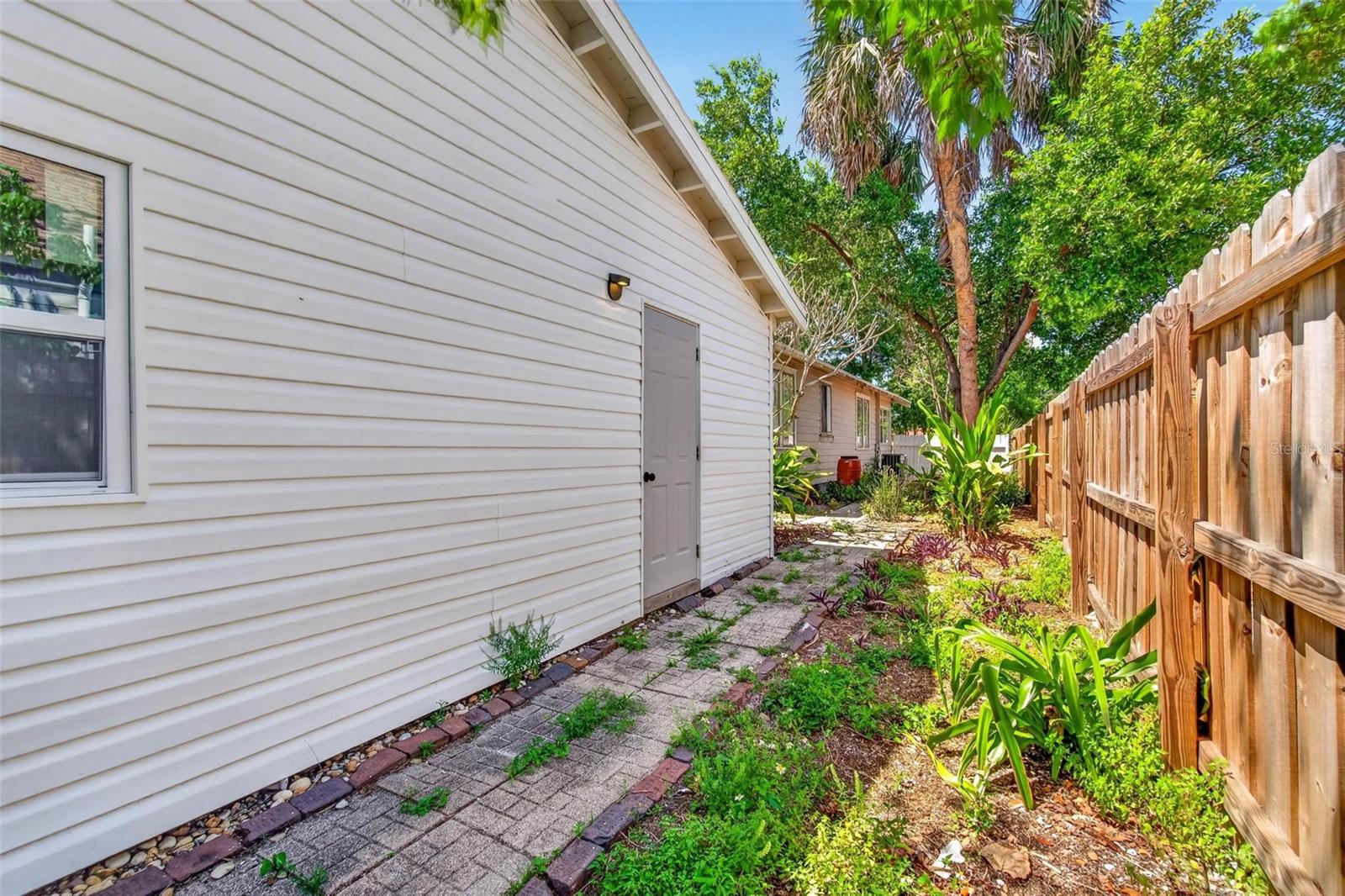 5218 1ST AVE S, ST PETERSBURG, FL, 33707