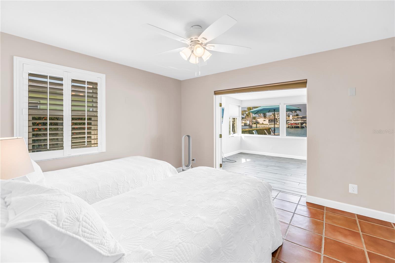 12475 4TH ST E, TREASURE ISLAND, FL, 33706