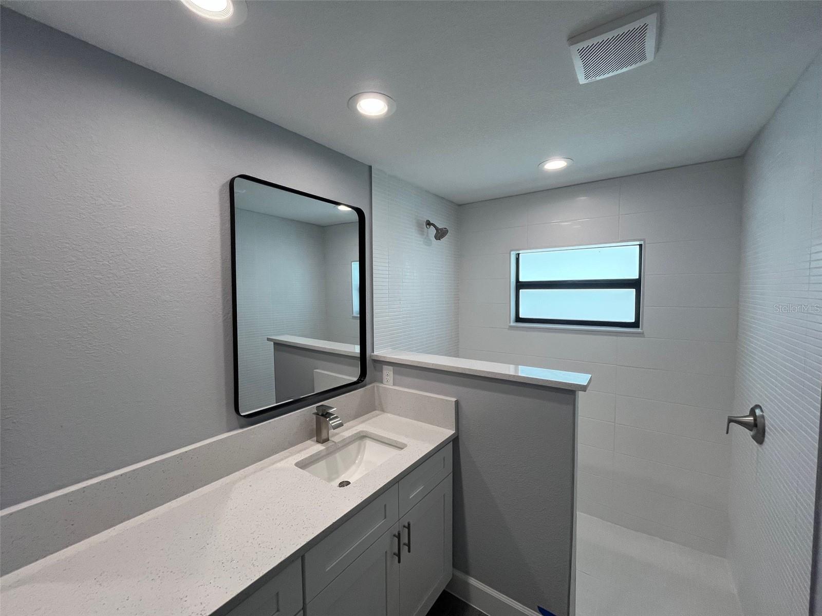 8362 SANTA CRUZ DR, PORT CHARLOTTE, FL, 33981