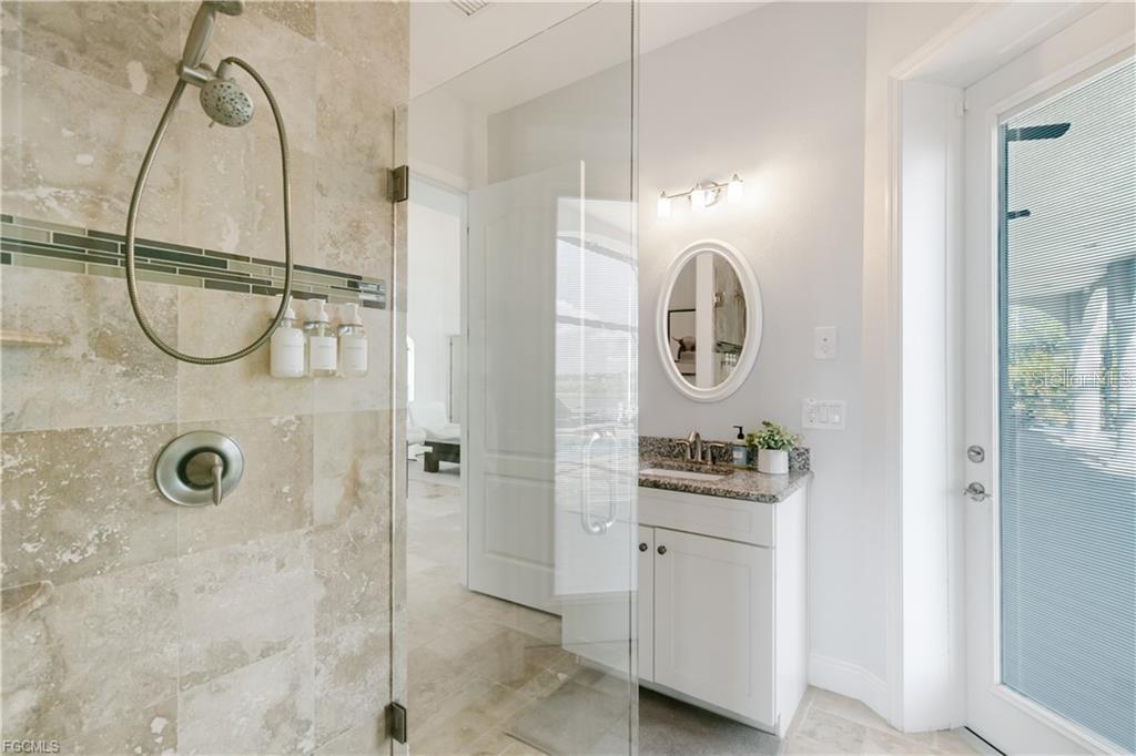 2003 NE 10TH PL, CAPE CORAL, FL, 33909