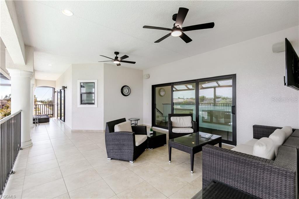 2003 NE 10TH PL, CAPE CORAL, FL, 33909