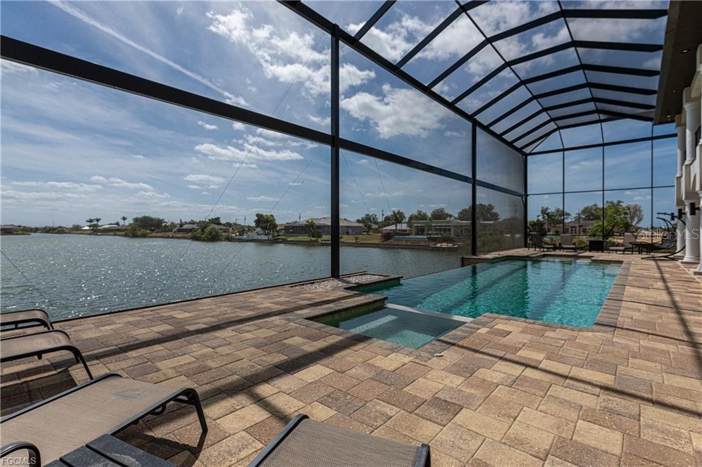 2003 NE 10TH PL, CAPE CORAL, FL, 33909