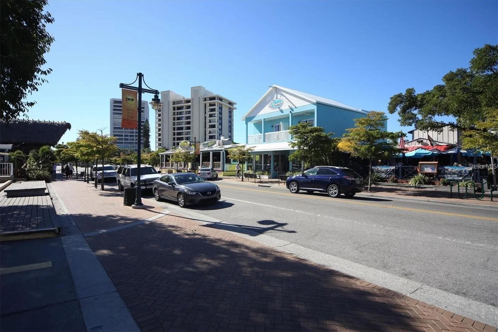 1624 STICKNEY POINT RD #108, SARASOTA, FL, 34231