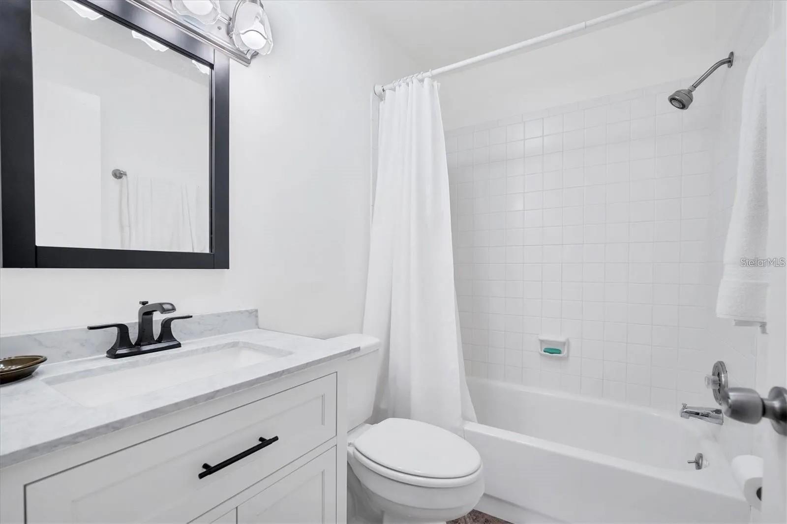 1624 STICKNEY POINT RD #108, SARASOTA, FL, 34231