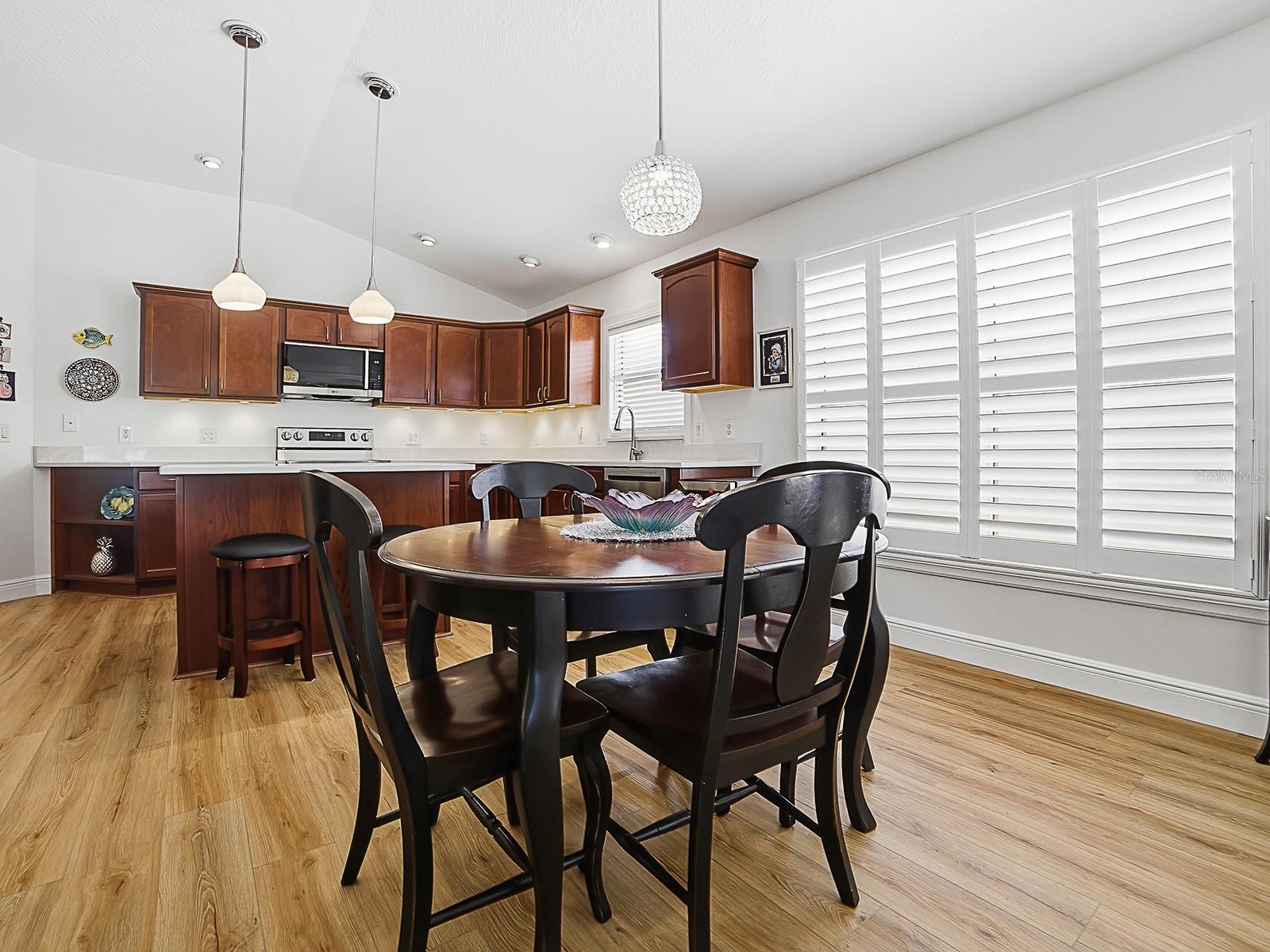 2064 EDENTON TER, THE VILLAGES, FL, 32162