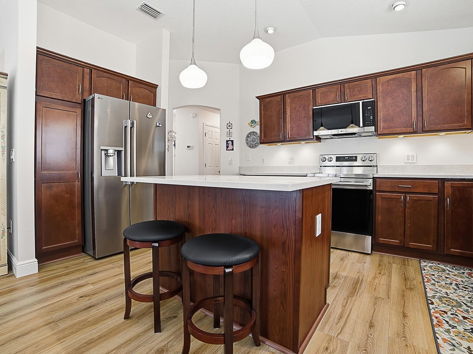 2064 EDENTON TER, THE VILLAGES, FL, 32162