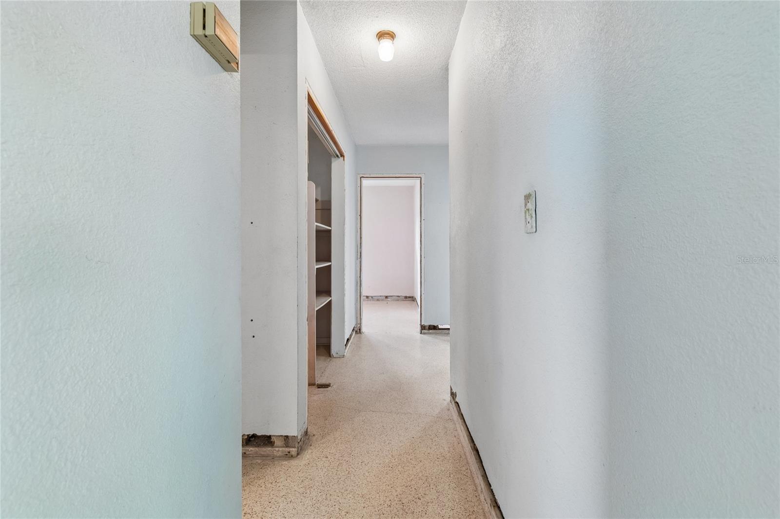 4703 S RENELLIE DR, TAMPA, FL, 33611