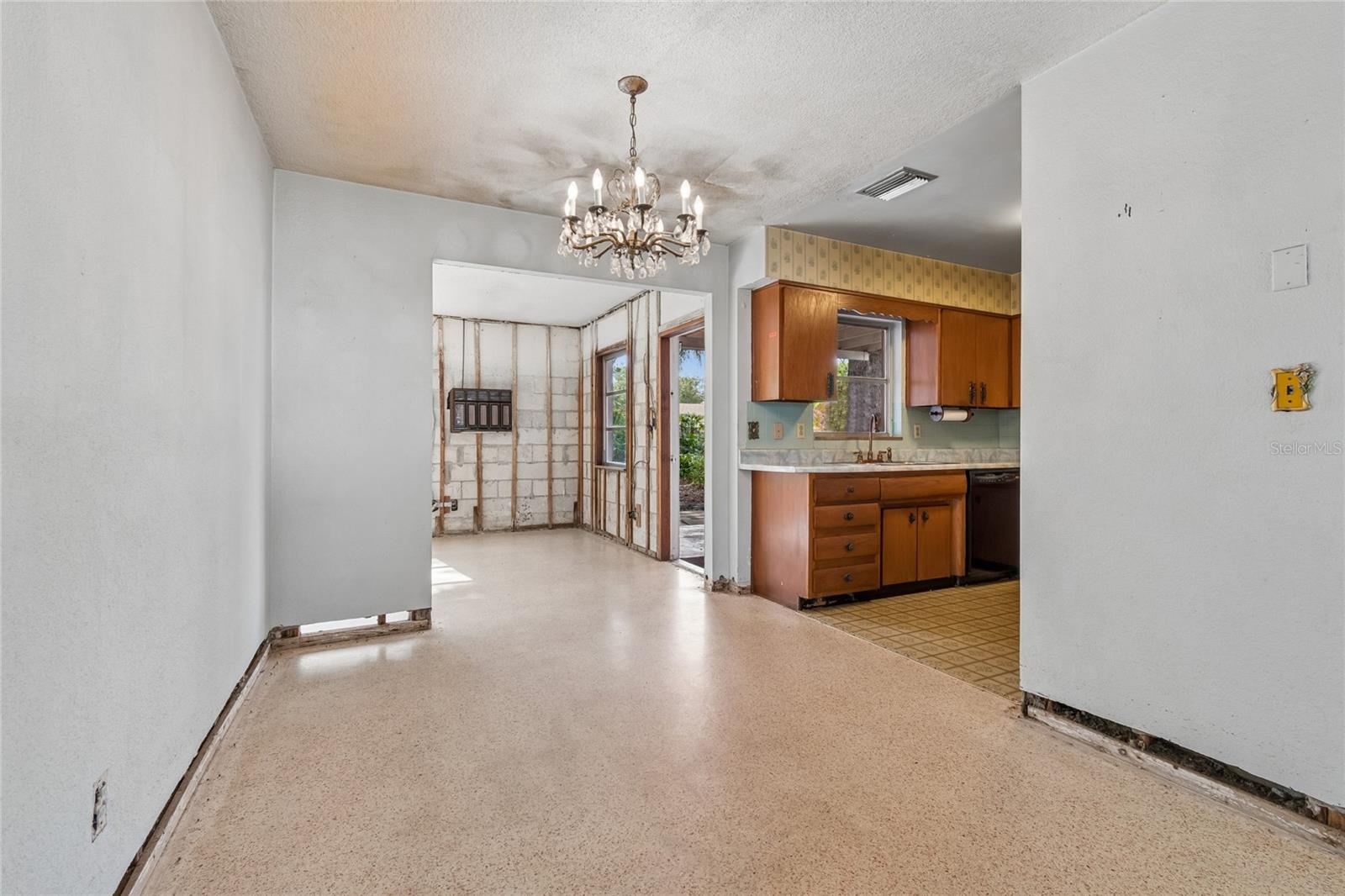 4703 S RENELLIE DR, TAMPA, FL, 33611