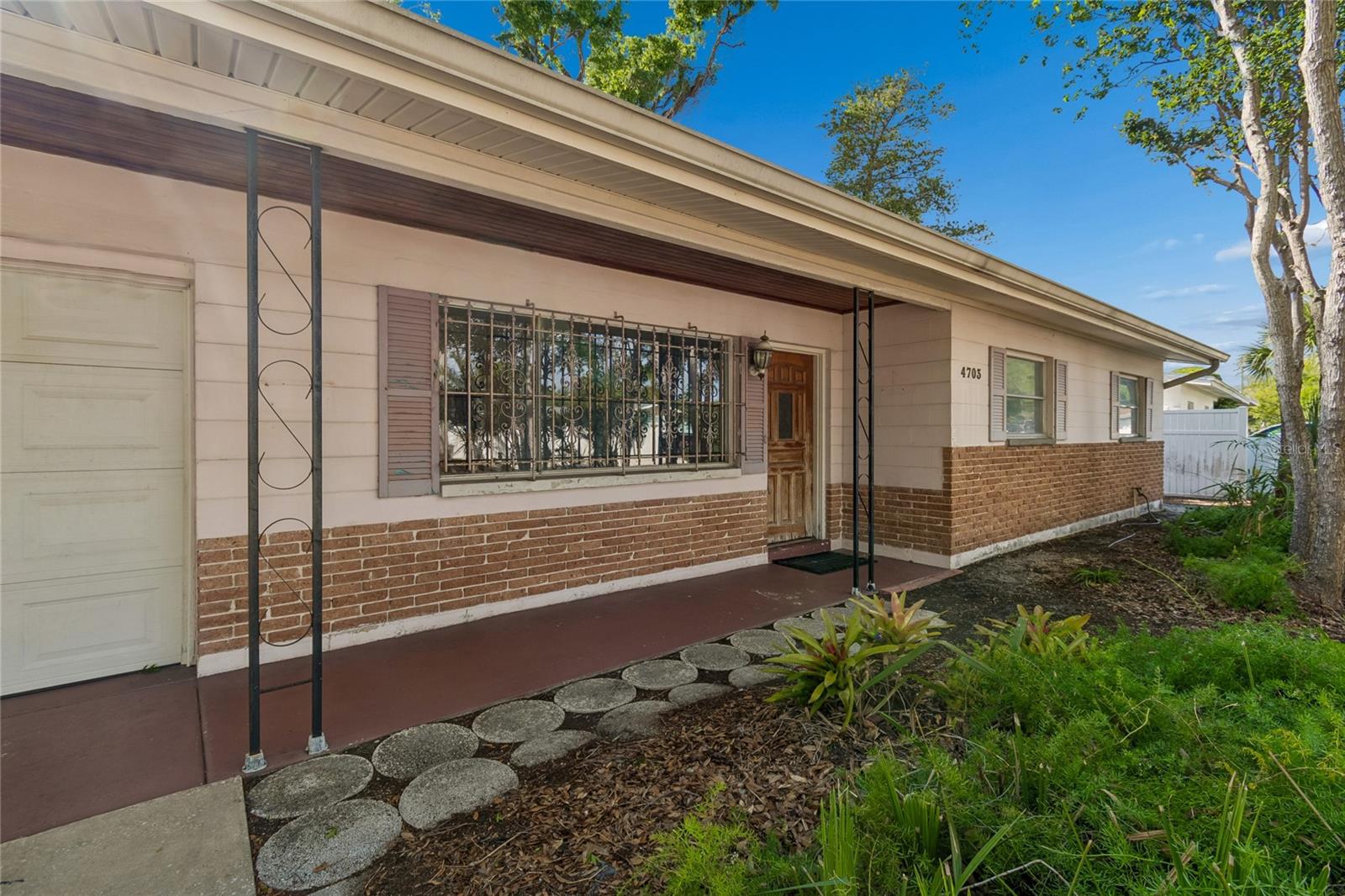 4703 S RENELLIE DR, TAMPA, FL, 33611