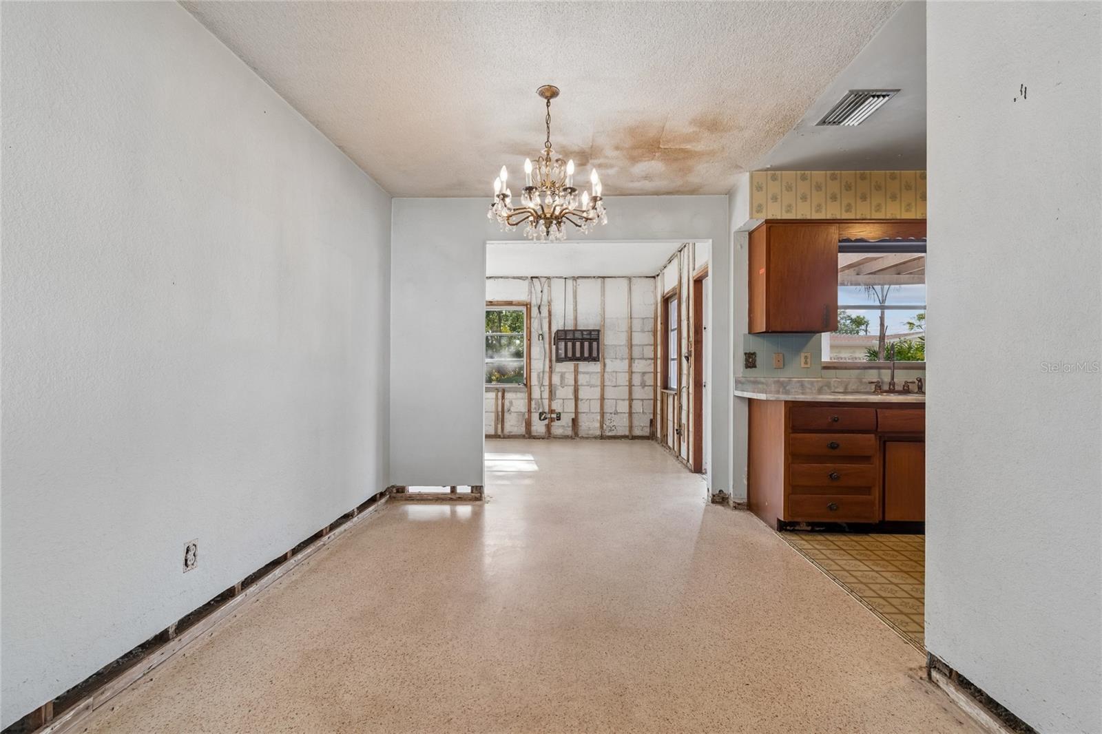 4703 S RENELLIE DR, TAMPA, FL, 33611