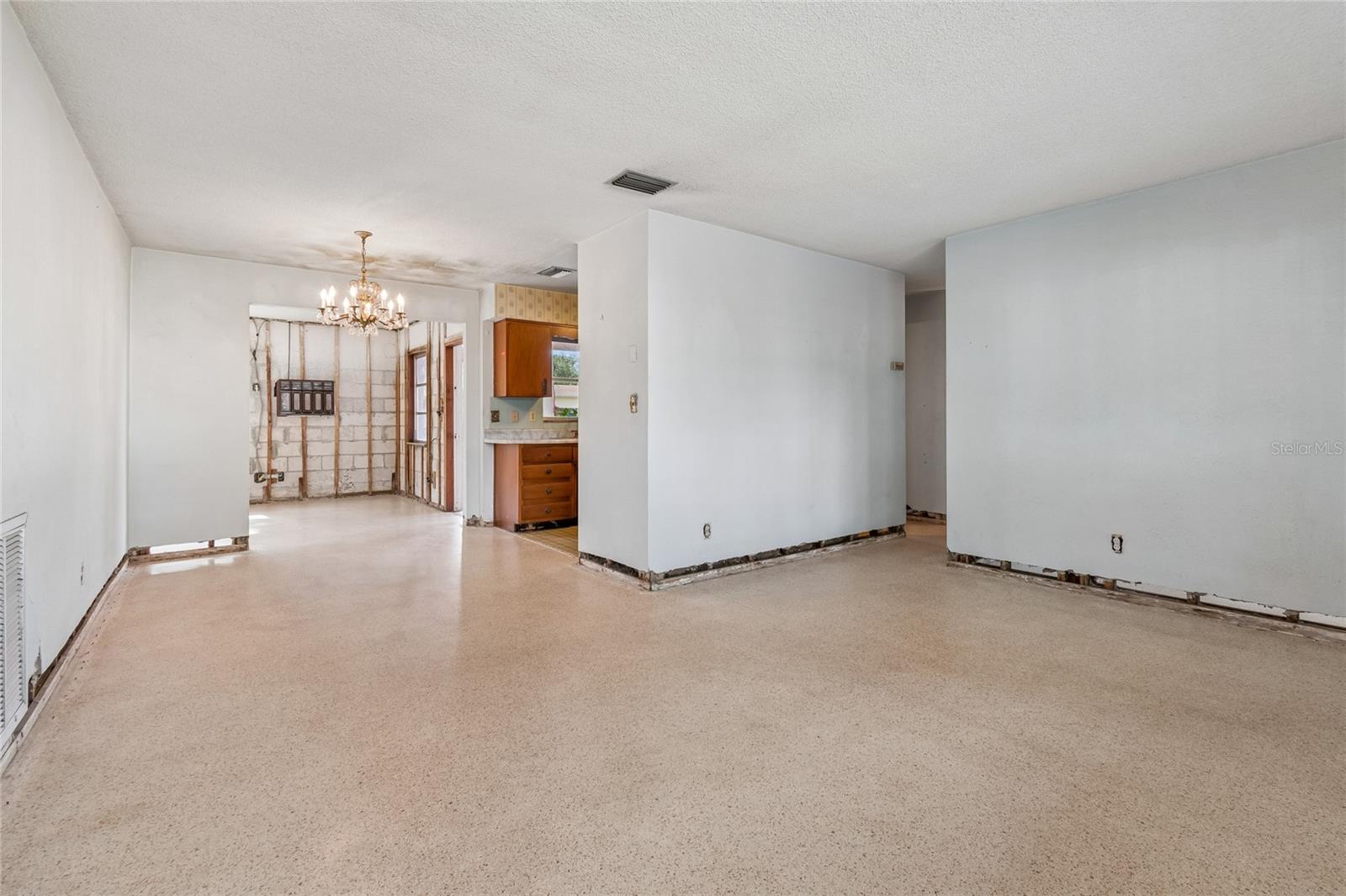 4703 S RENELLIE DR, TAMPA, FL, 33611