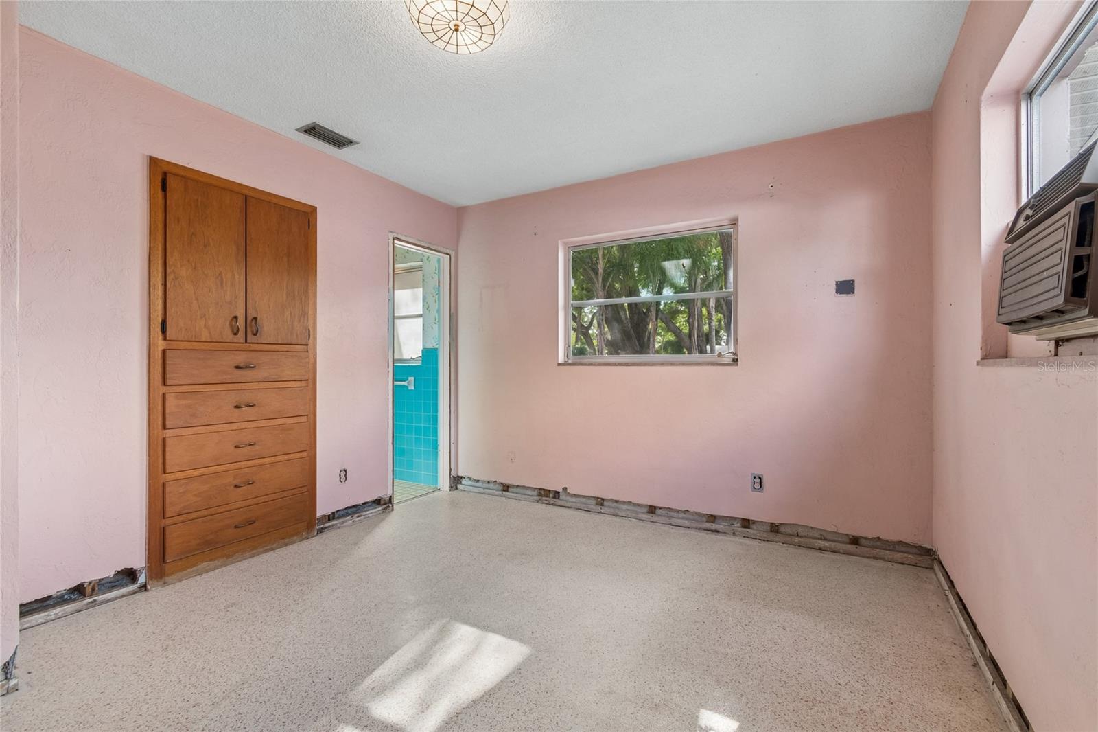 4703 S RENELLIE DR, TAMPA, FL, 33611