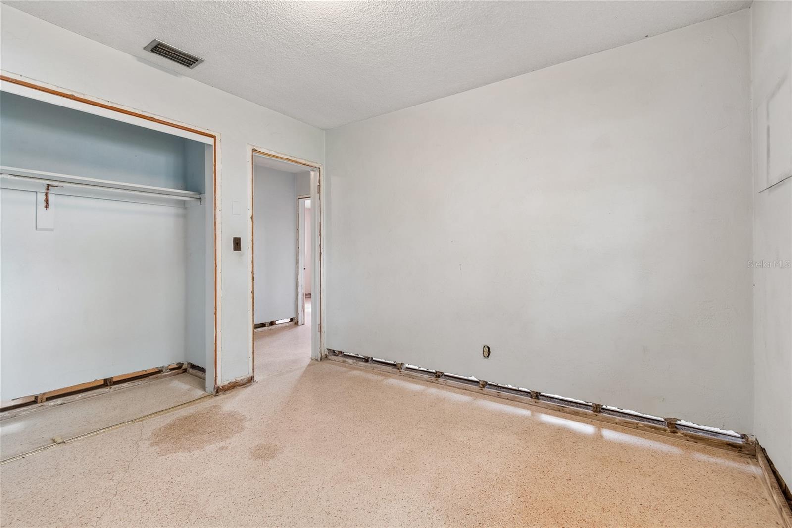 4703 S RENELLIE DR, TAMPA, FL, 33611