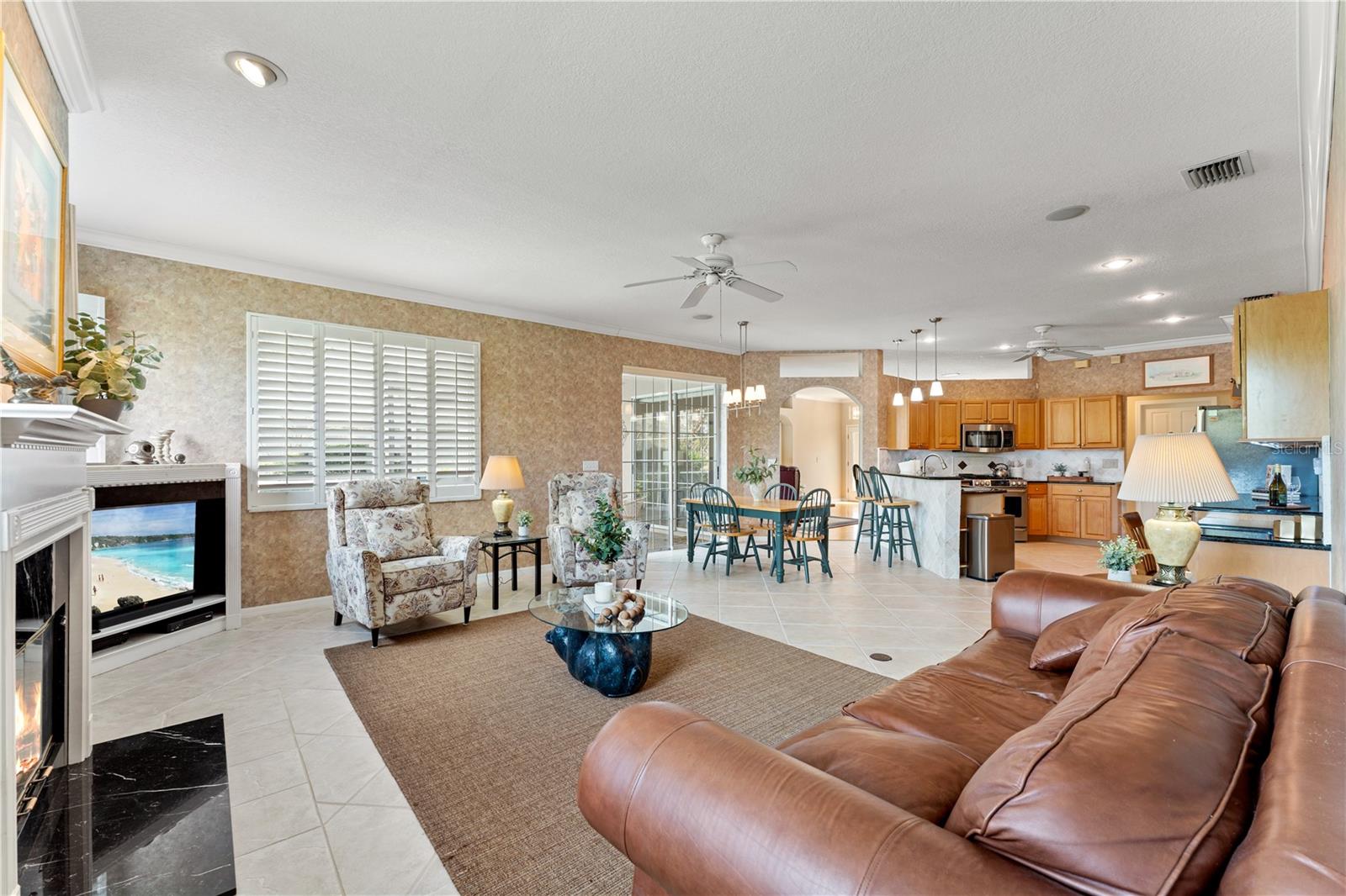 9442 HUNTERS POND DR, TAMPA, FL, 33647