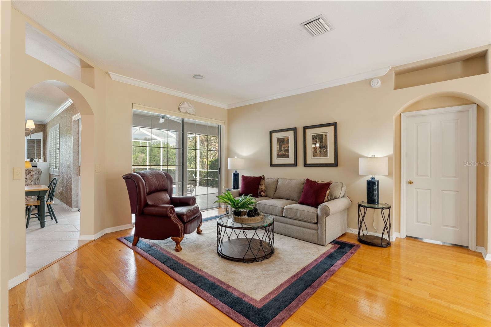 9442 HUNTERS POND DR, TAMPA, FL, 33647