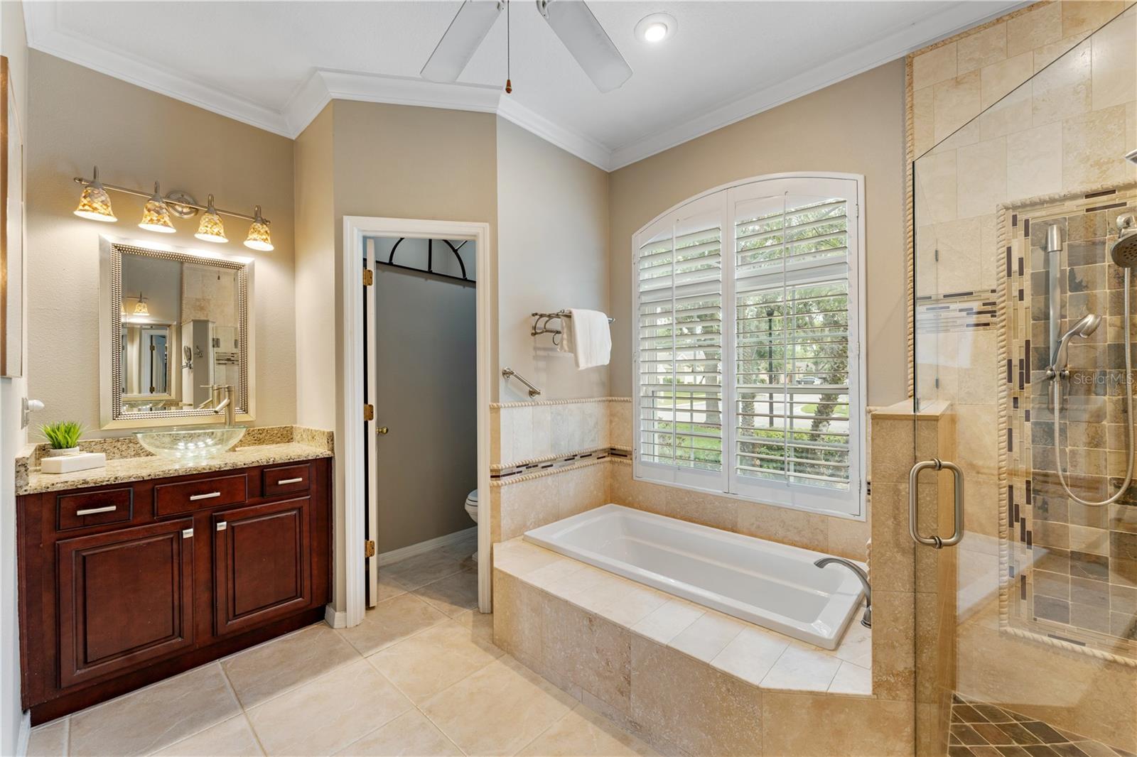 9442 HUNTERS POND DR, TAMPA, FL, 33647