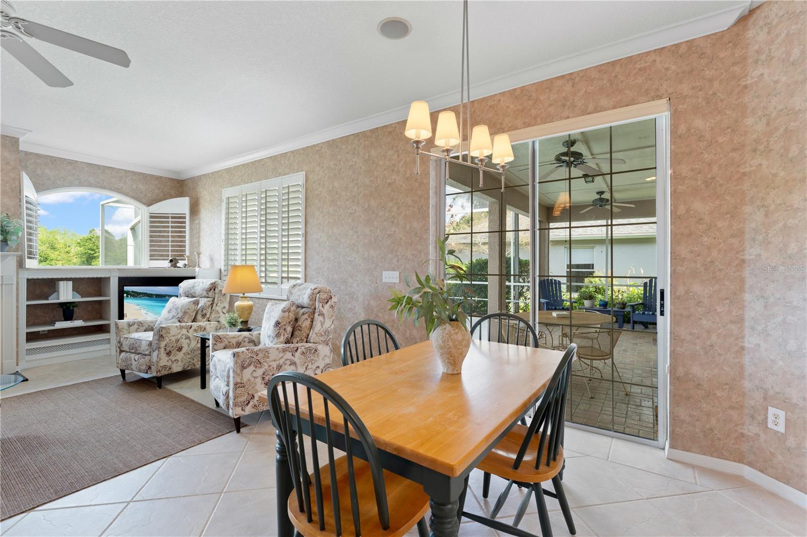 9442 HUNTERS POND DR, TAMPA, FL, 33647