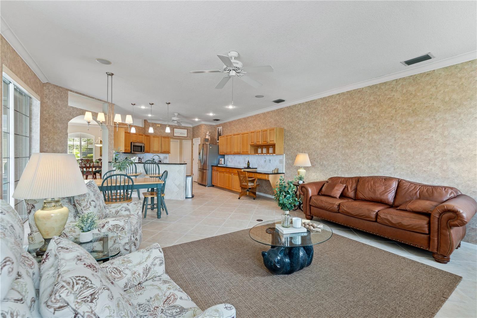 9442 HUNTERS POND DR, TAMPA, FL, 33647